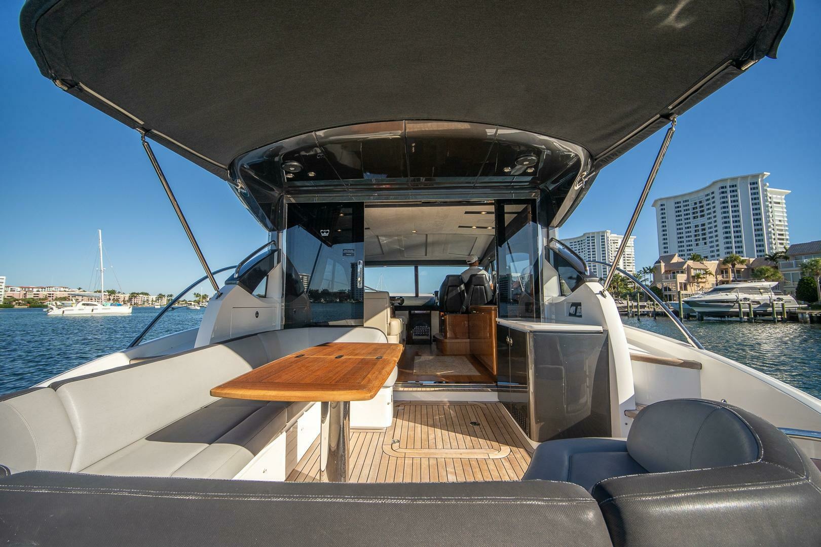 SEA LICIOUS 48ft Princess Yacht For Sale