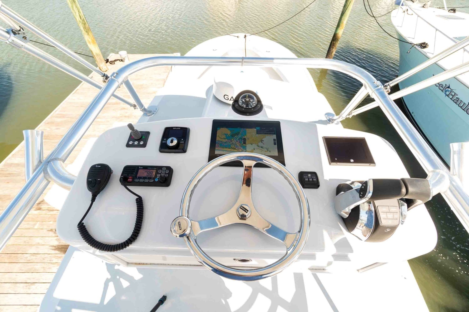 FLYING LOW 41ft Custom Carolina Yacht For Sale FLYING LOW 41ft Custom Carolina Yacht For Sale