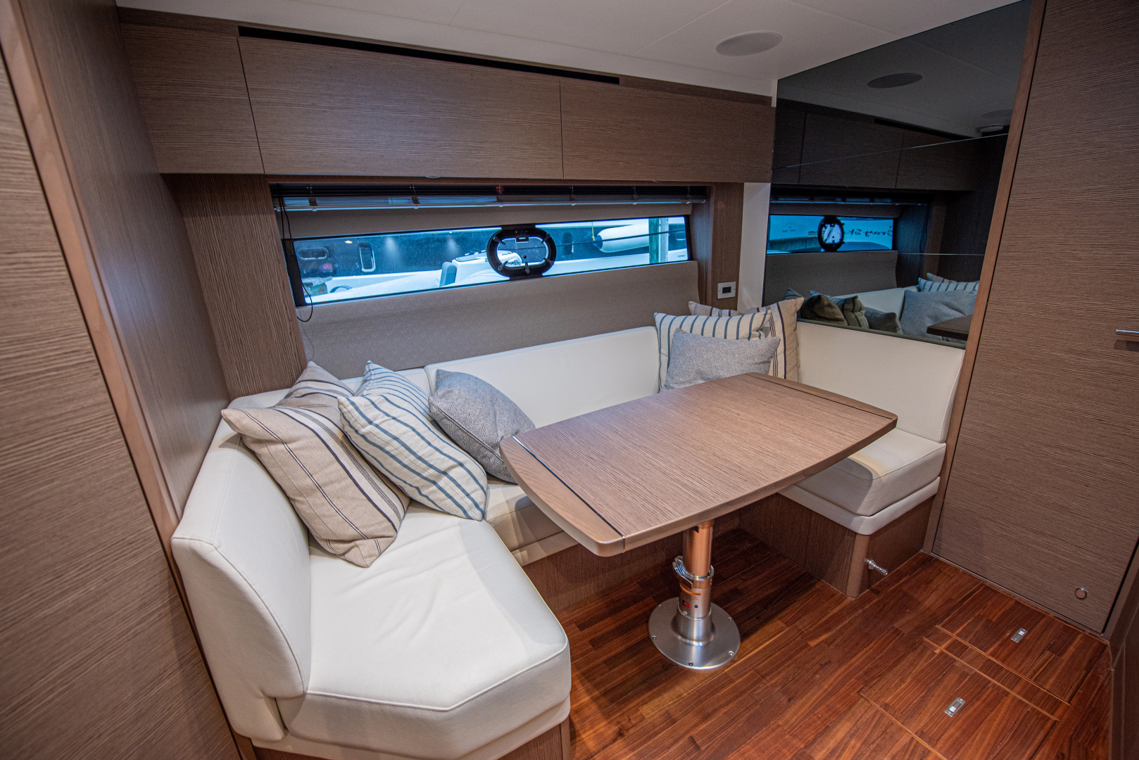 GRAYSKY V 40ft Princess Yacht For Sale