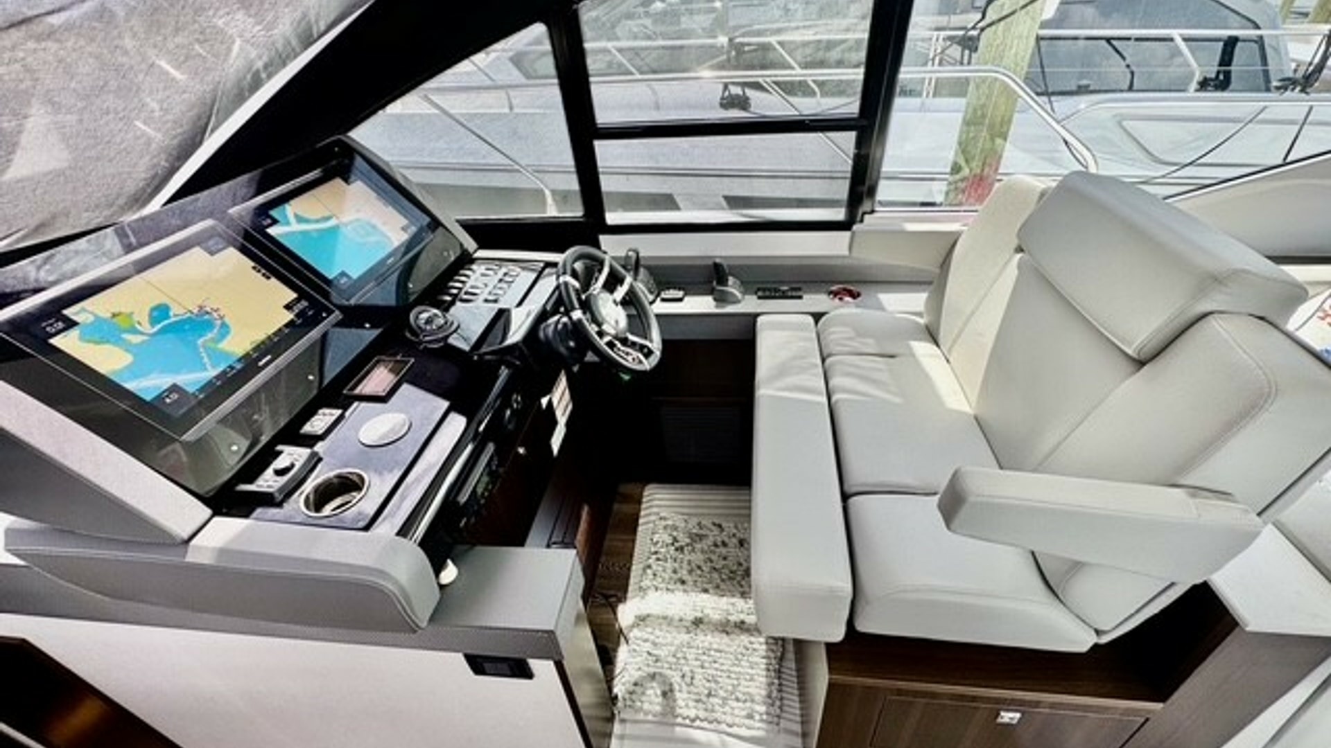 Past Time 50ft Cruisers Yachts Yacht For Sale