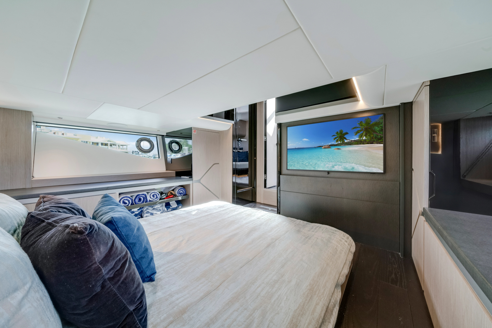 OUR TRADE 55ft Sunseeker Yacht For Sale OUR TRADE 55ft Sunseeker Yacht For Sale