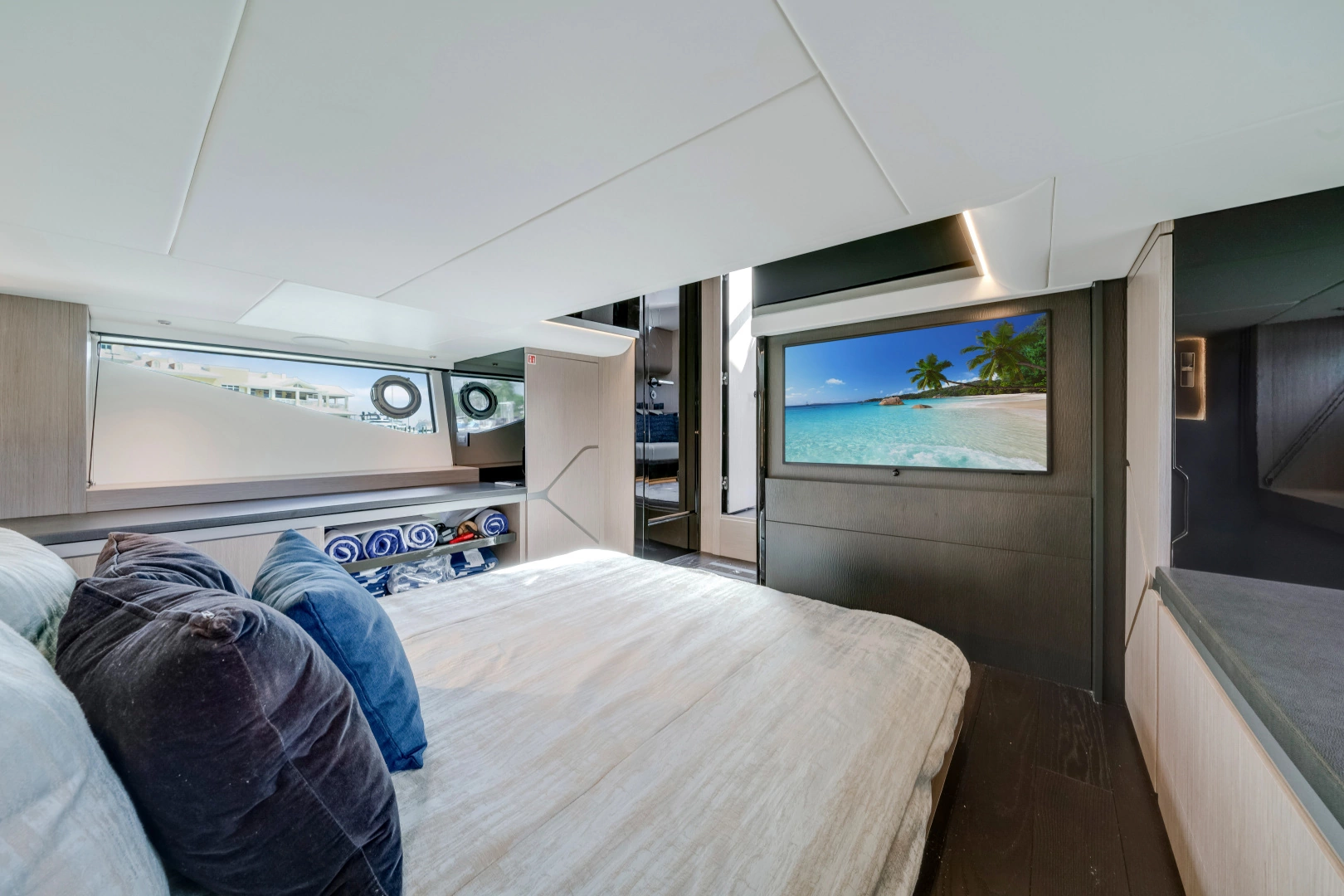 Sunseeker Superhawk 55 Yacht For Sale