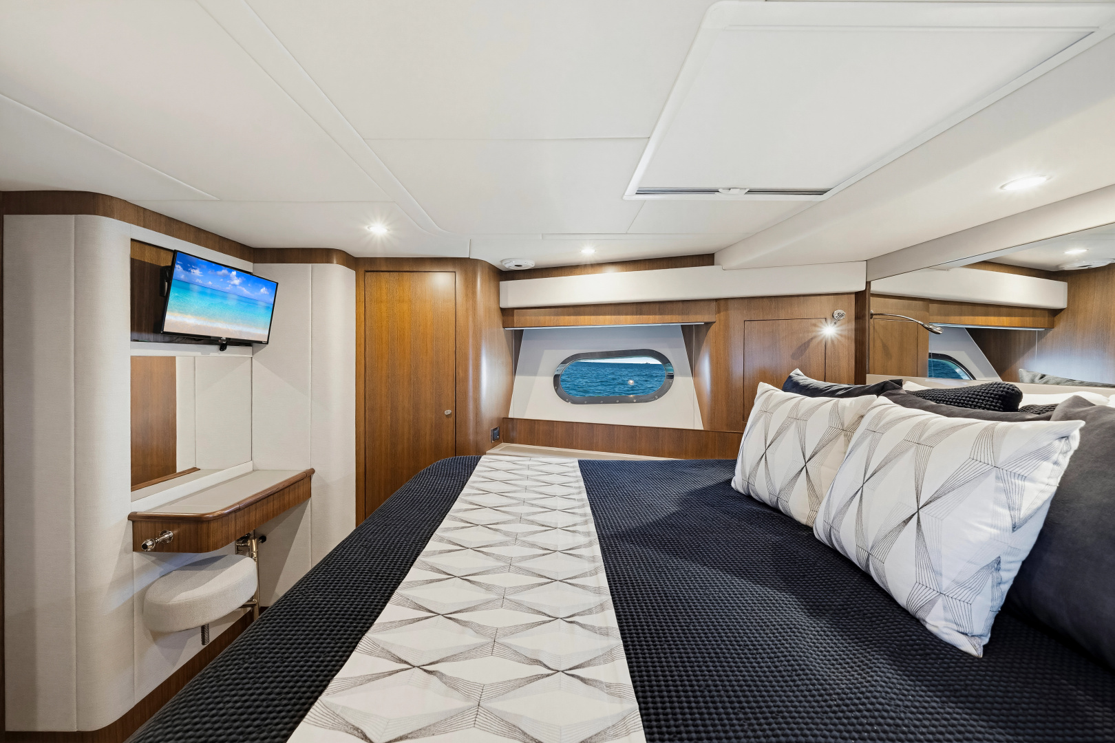 SEXY FISH 66ft Belize Yacht For Sale
