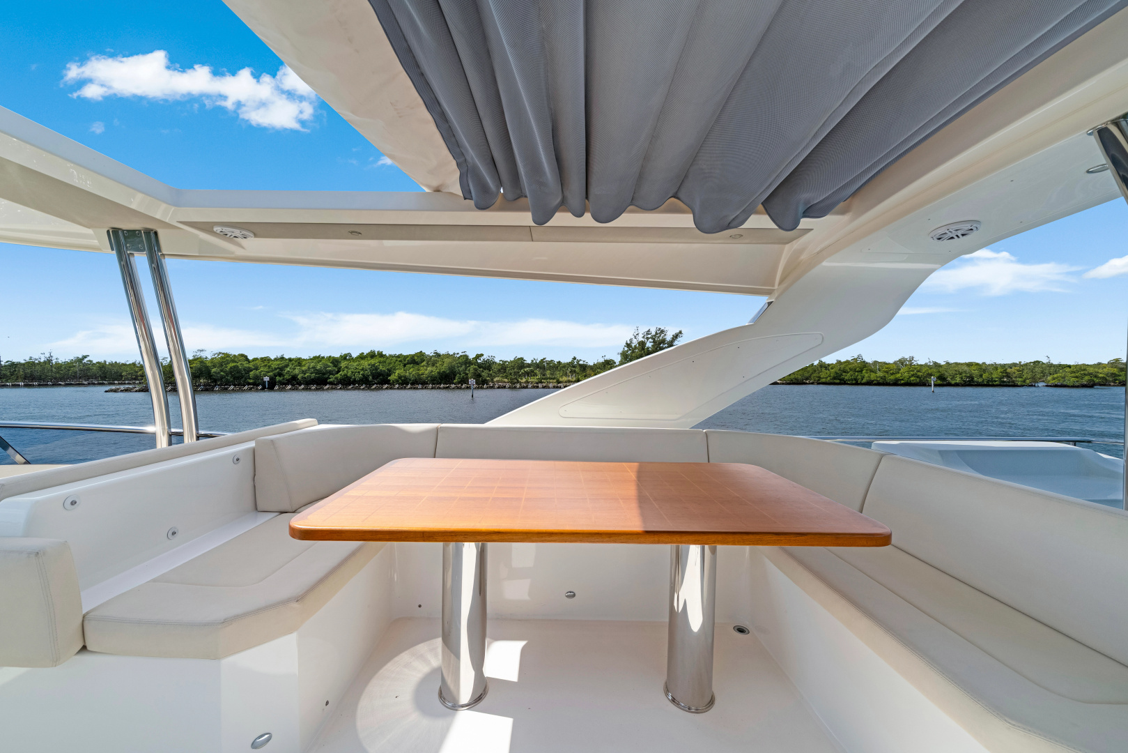60ft Absolute Yacht For Sale