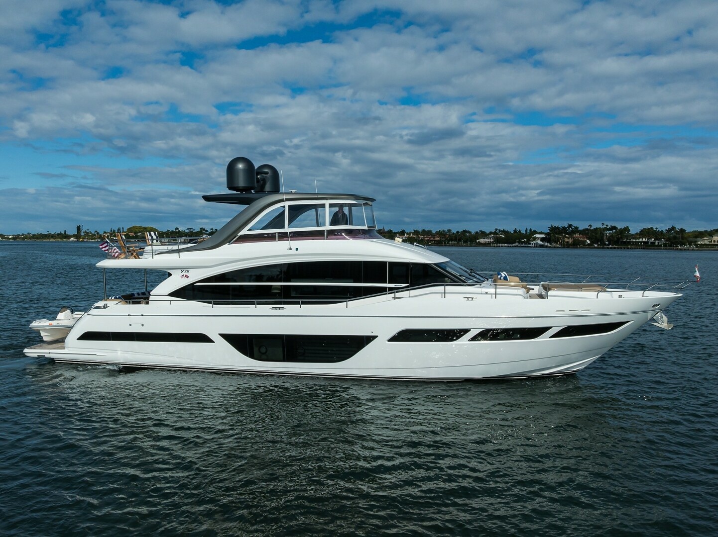 Princess Y78 - Janie II - Profile