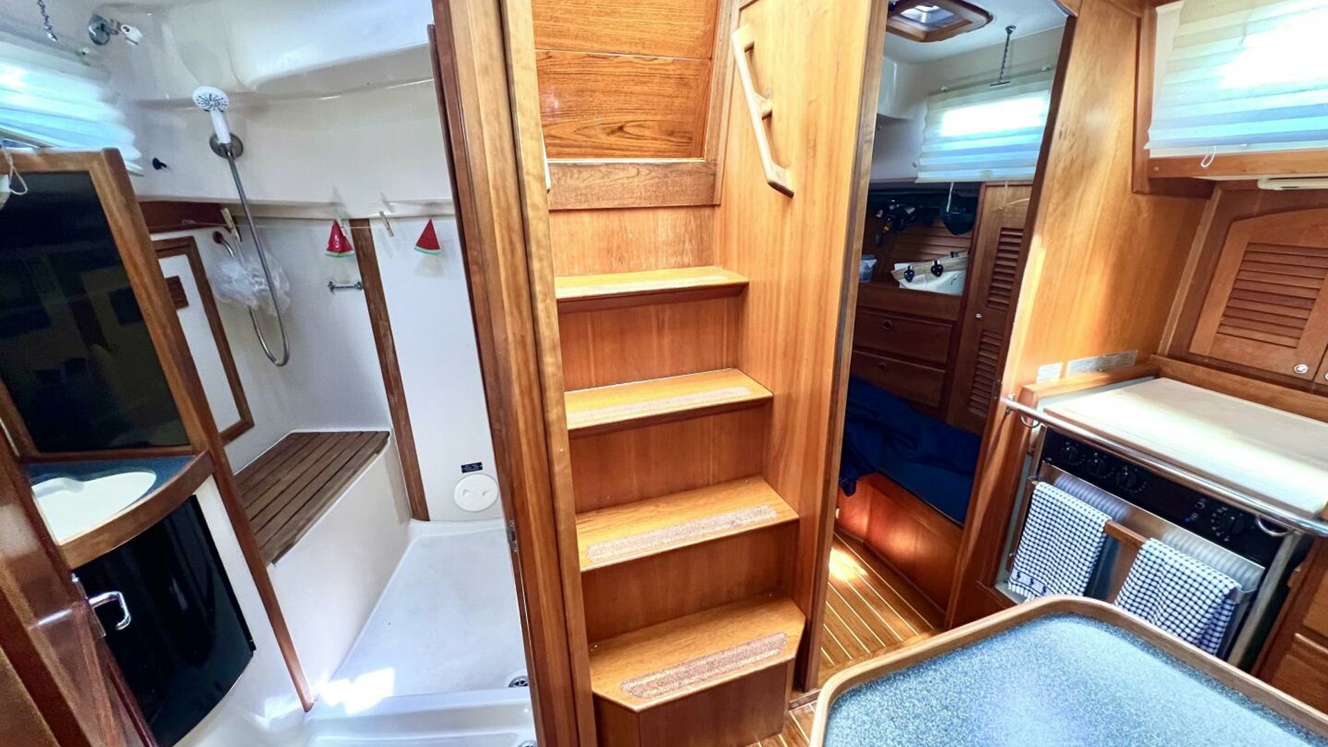 VELA DARE II 40ft Sabre Yacht For Sale