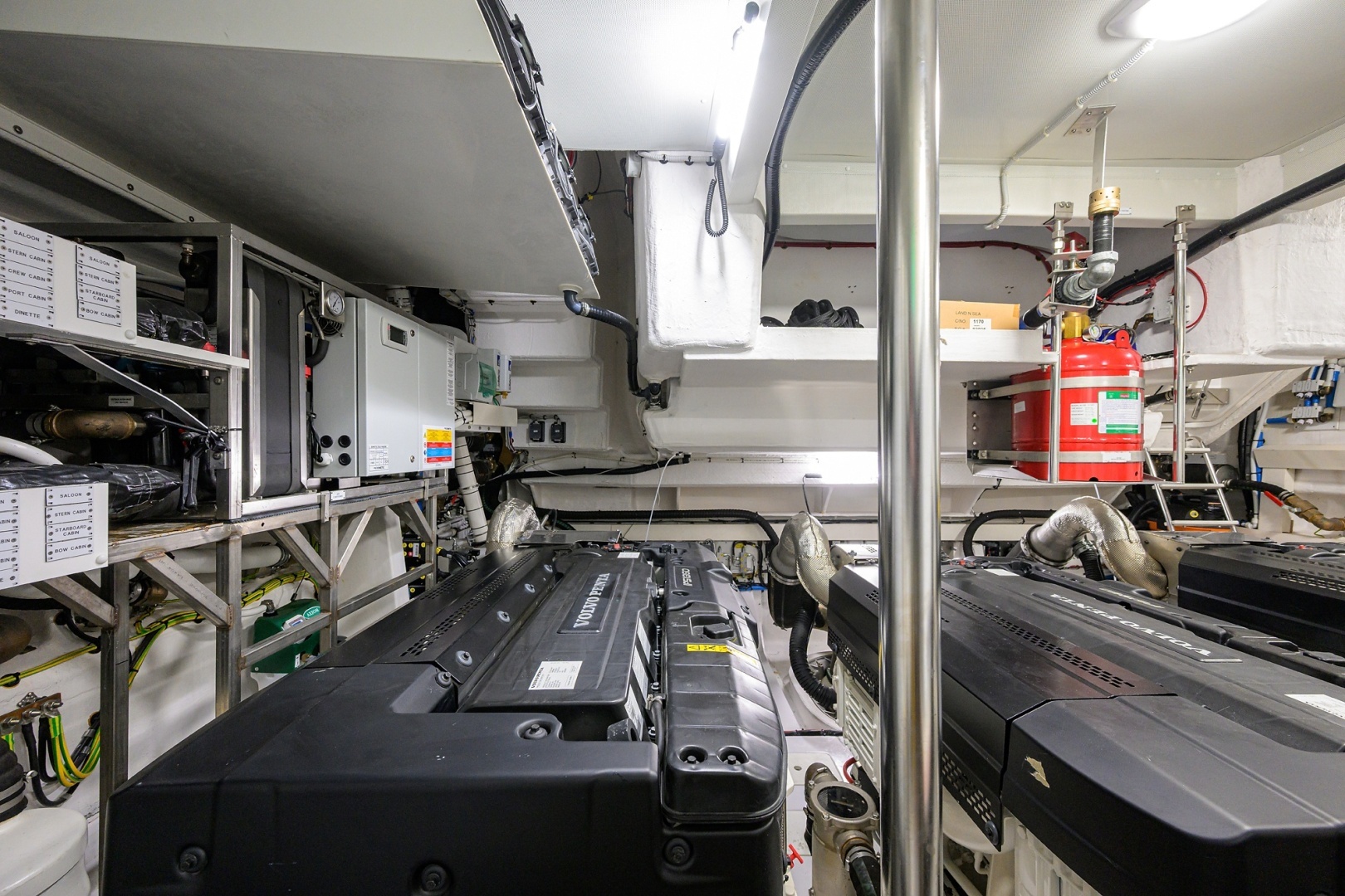 DT78 78ft Azimut Yacht For Sale