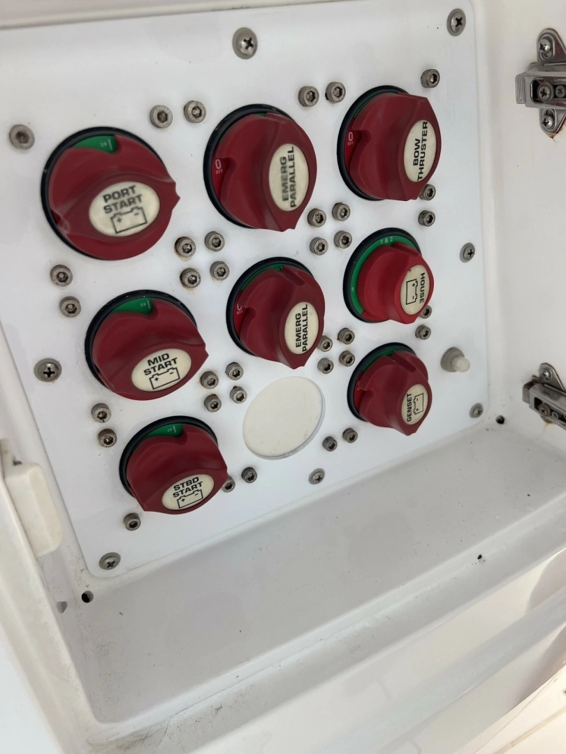 Intrepid 377 Walkaround Yacht For Sale
