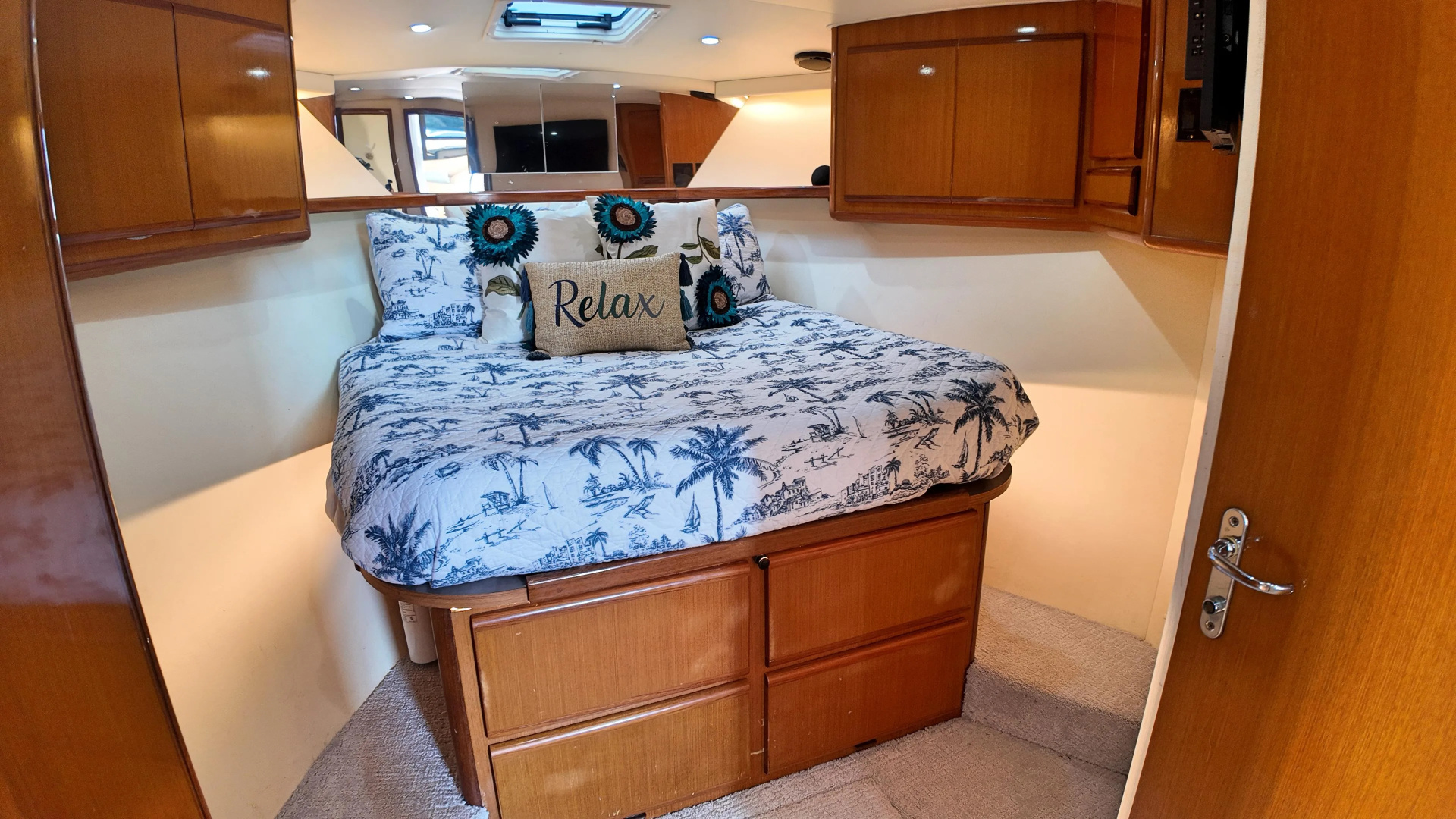 47ft Viking Yacht For Sale