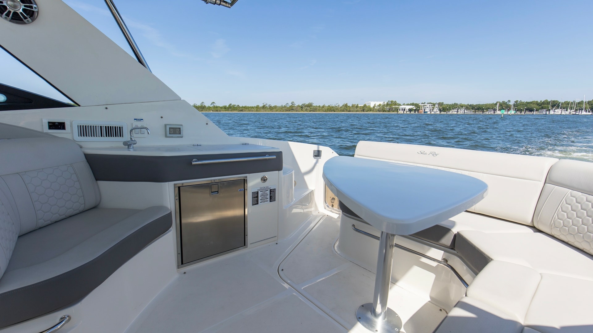 Raya Sunshine 32ft Sea Ray Yacht For Sale
