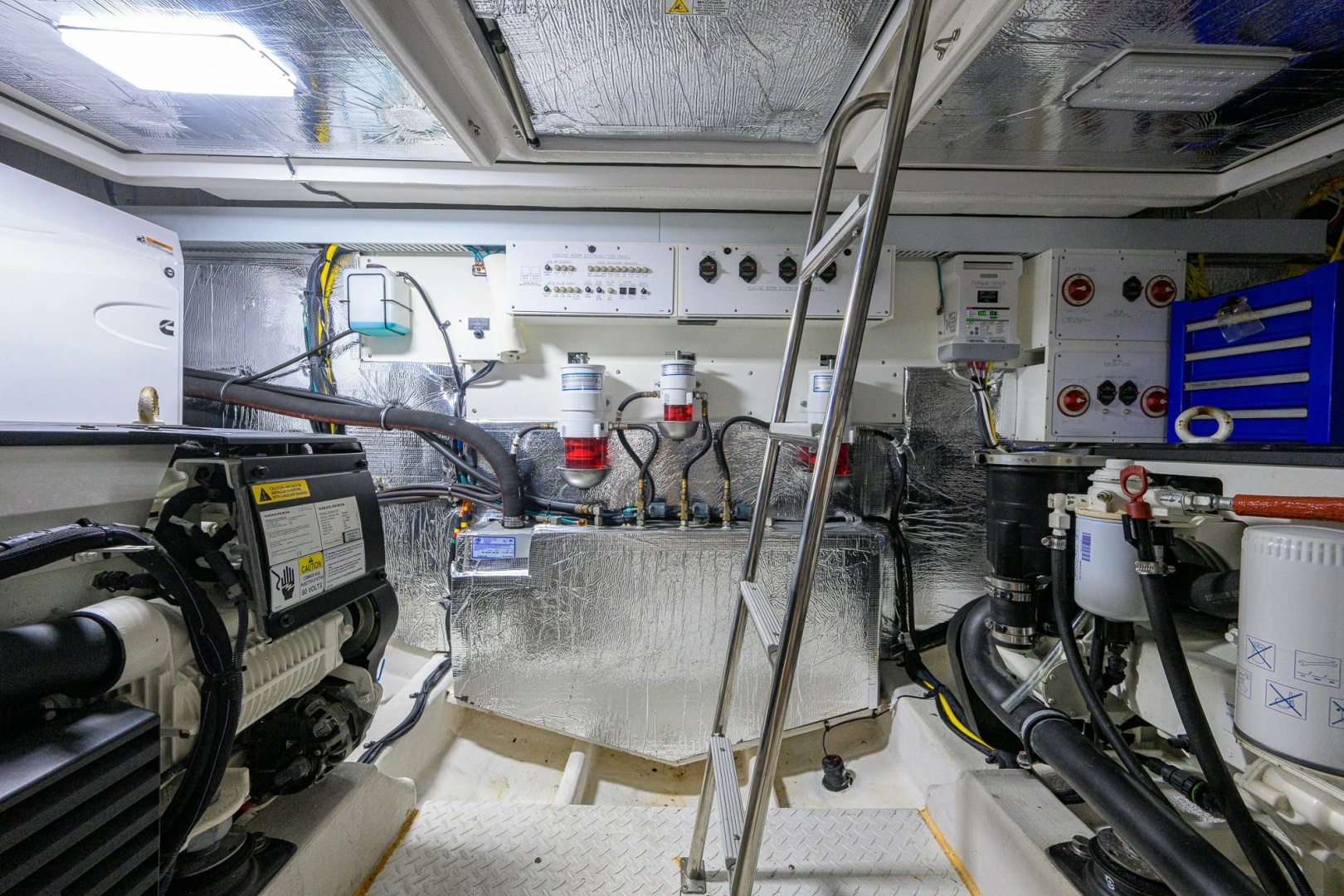 4th Quarter 46ft Cruisers Yacht For Sale