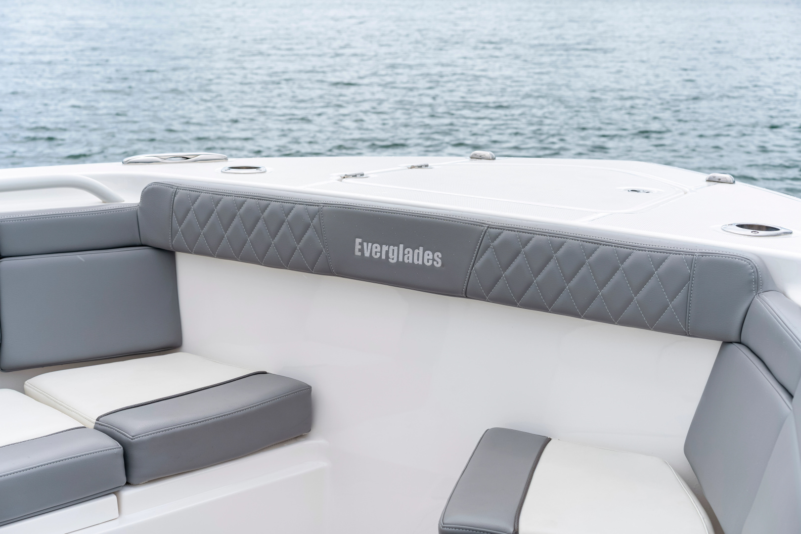 OUR TRADE 39ft Everglades Yacht For Sale