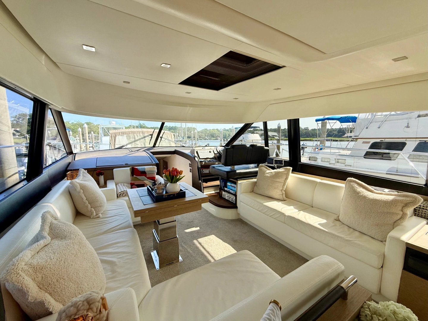 Prestige 560 Fly Yacht For Sale