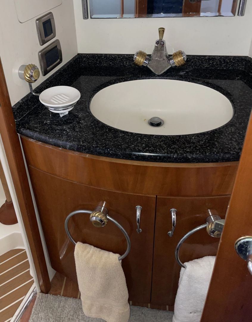 PISCO SOUR 56ft Carver Yacht For Sale