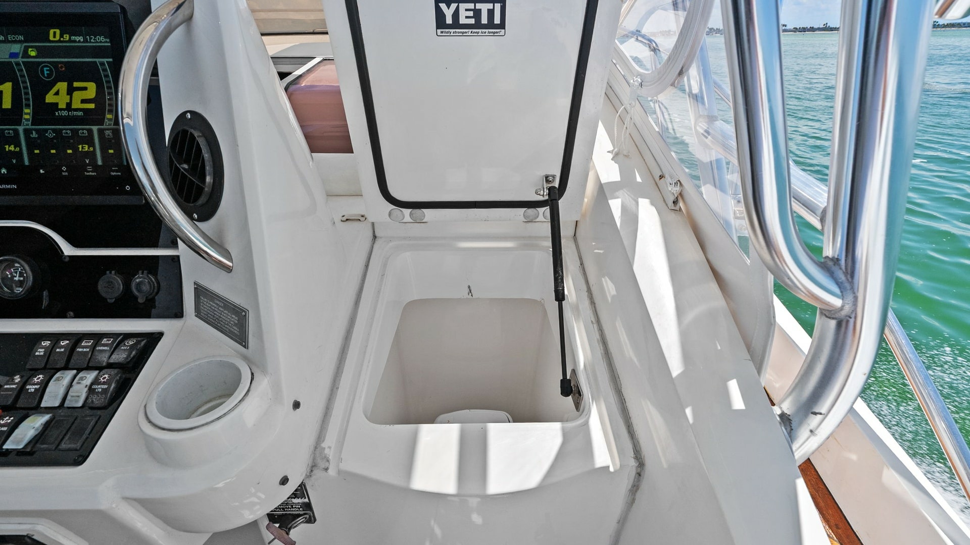 4 Friends 39ft Sunseeker Yacht For Sale