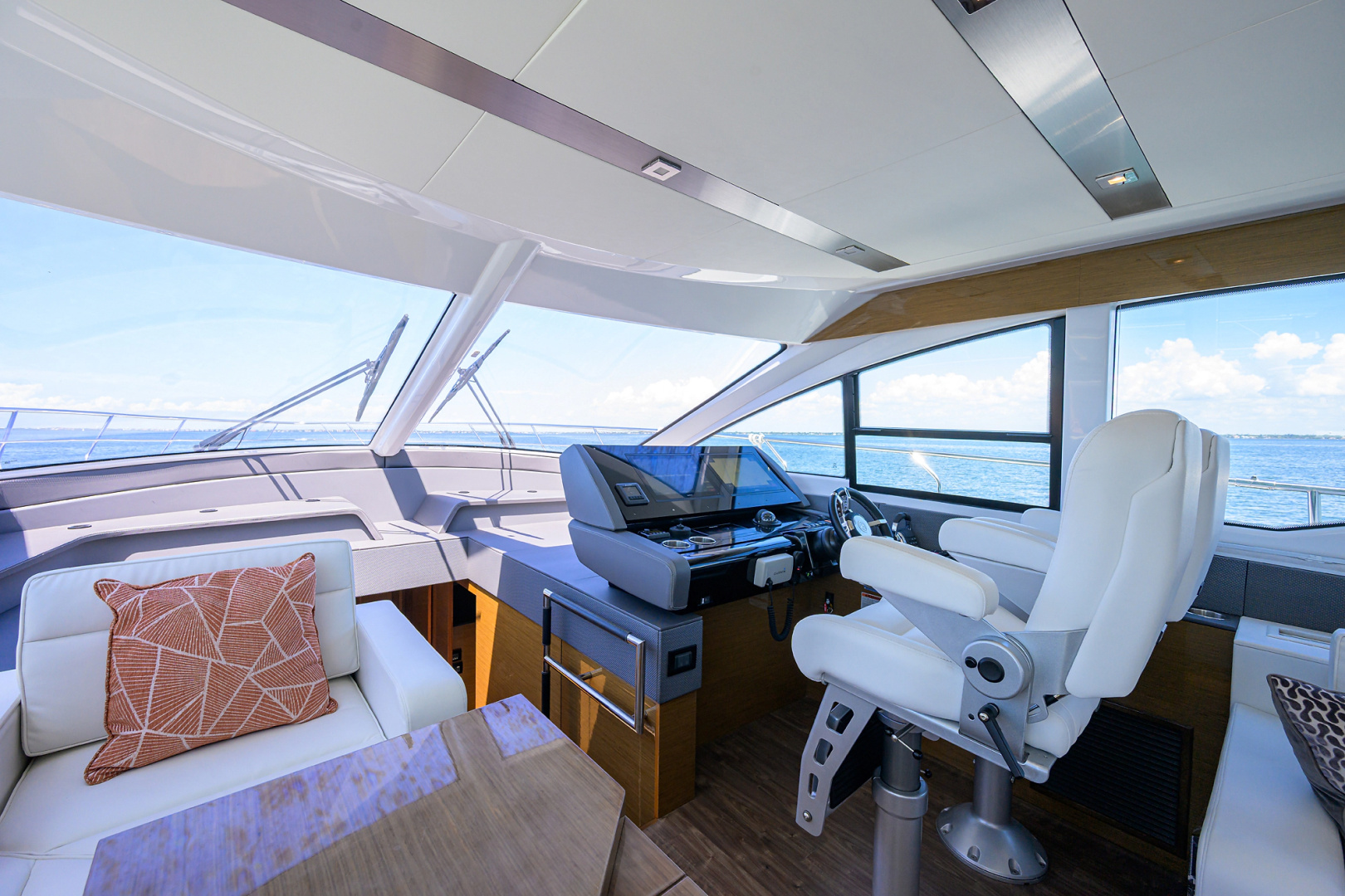 UNORTHODOCS 60ft Cruisers Yachts Yacht For Sale