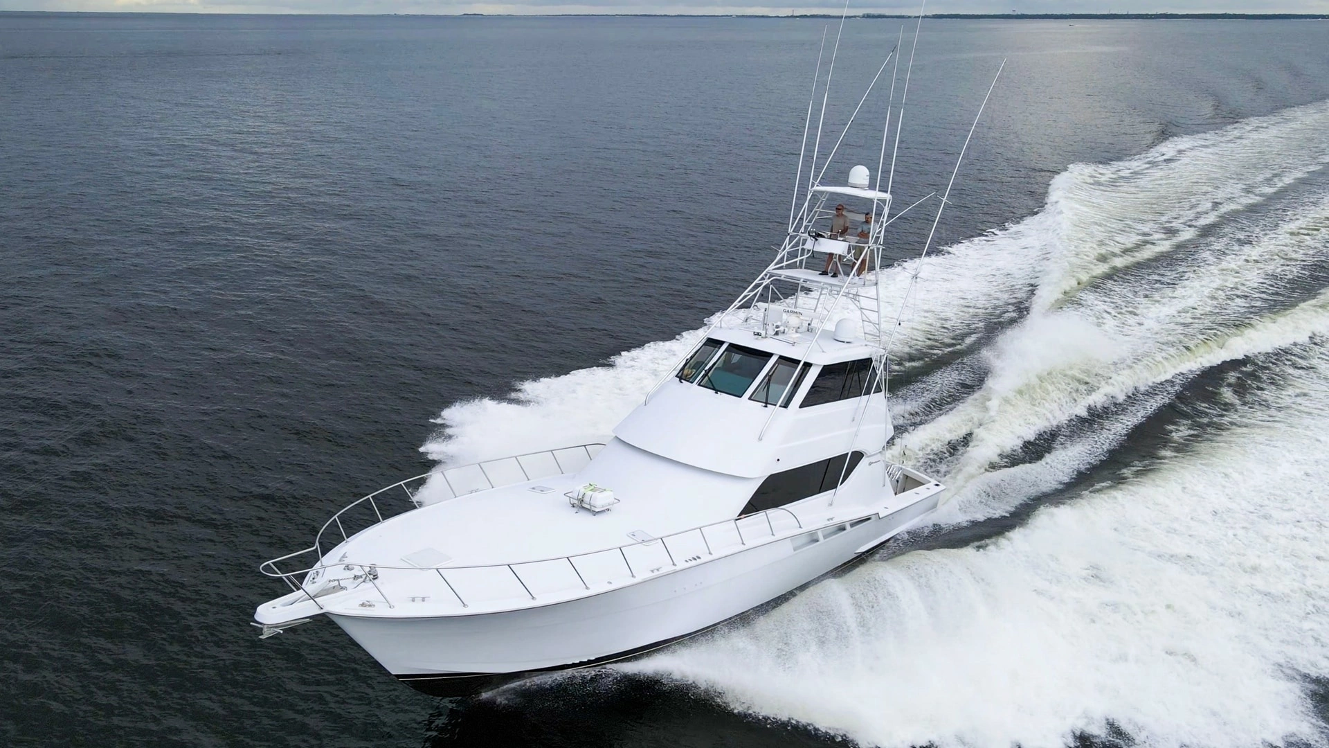 Hatteras 60 Enclosed Bridge Convertible Yacht For Sale