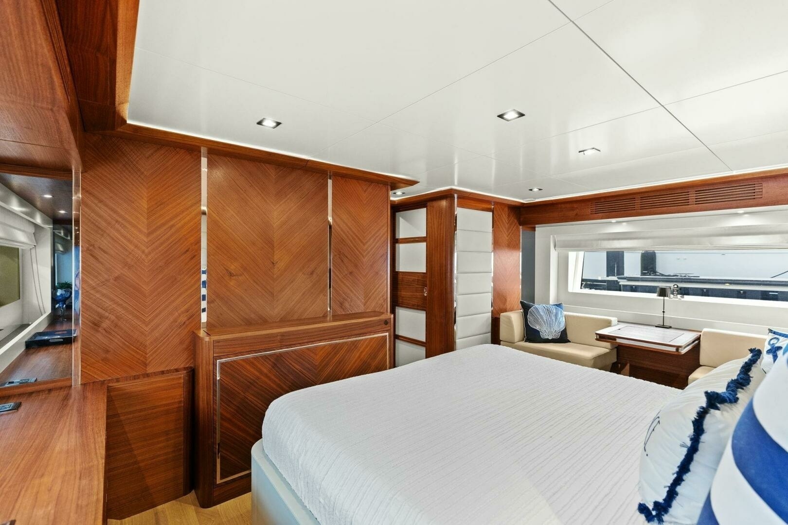 Destin E 64ft Sirena Yacht For Sale