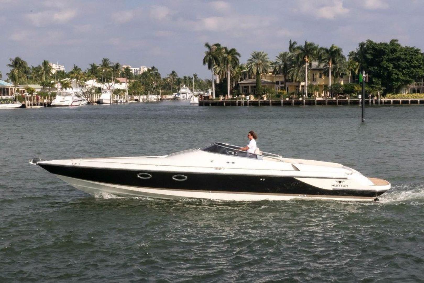 37′ Hunton 2012 | Russ Schafer
