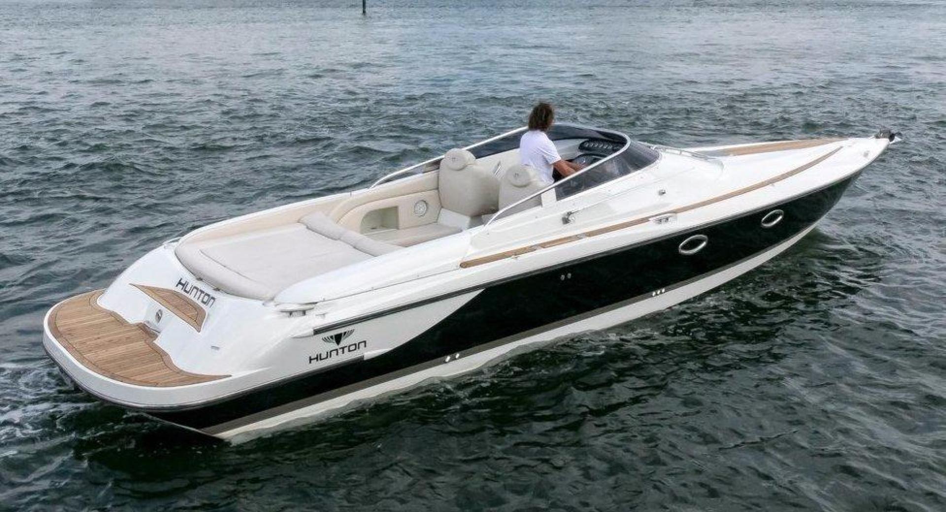 37′ Hunton 2012 | Russ Schafer