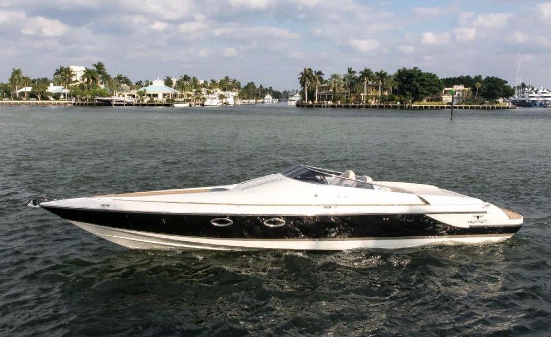 37′ Hunton 2012 | Russ Schafer
