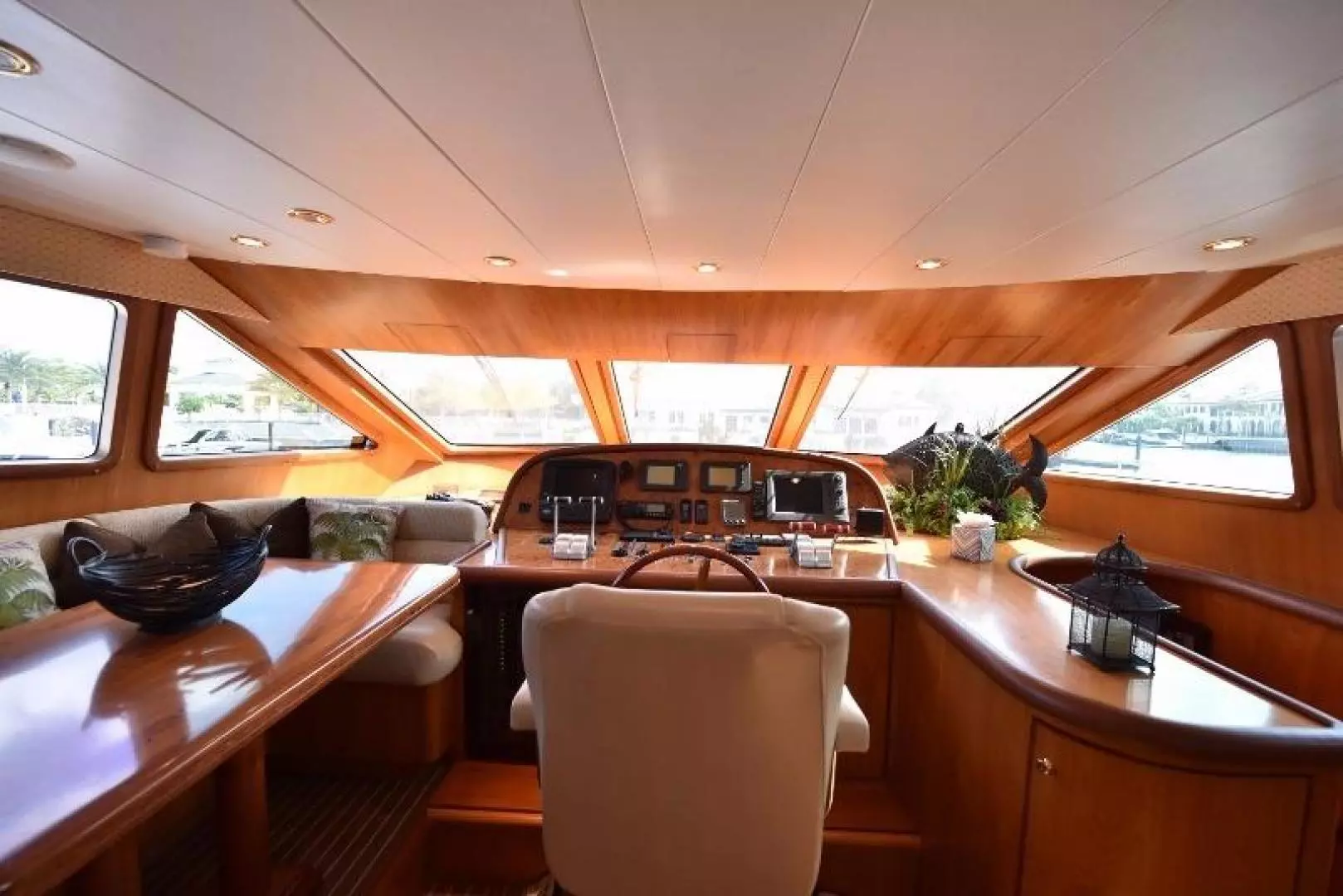 SEA LIFE 68ft Hargrave Yacht For Sale