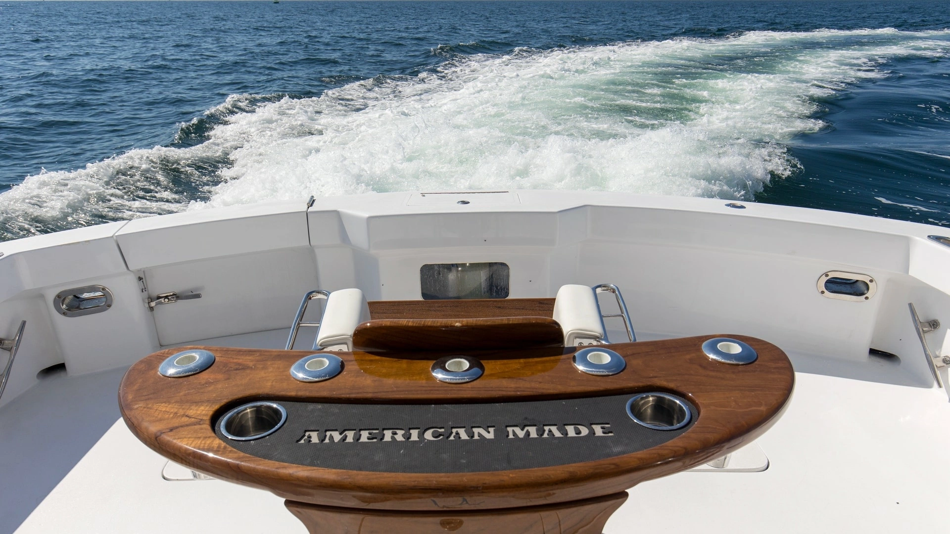 Hatteras 54 Convertible Yacht For Sale