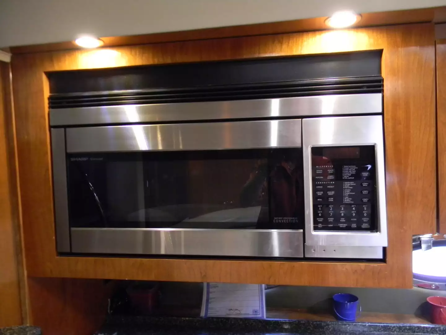 Cruisers 500 Express Yacht For Sale