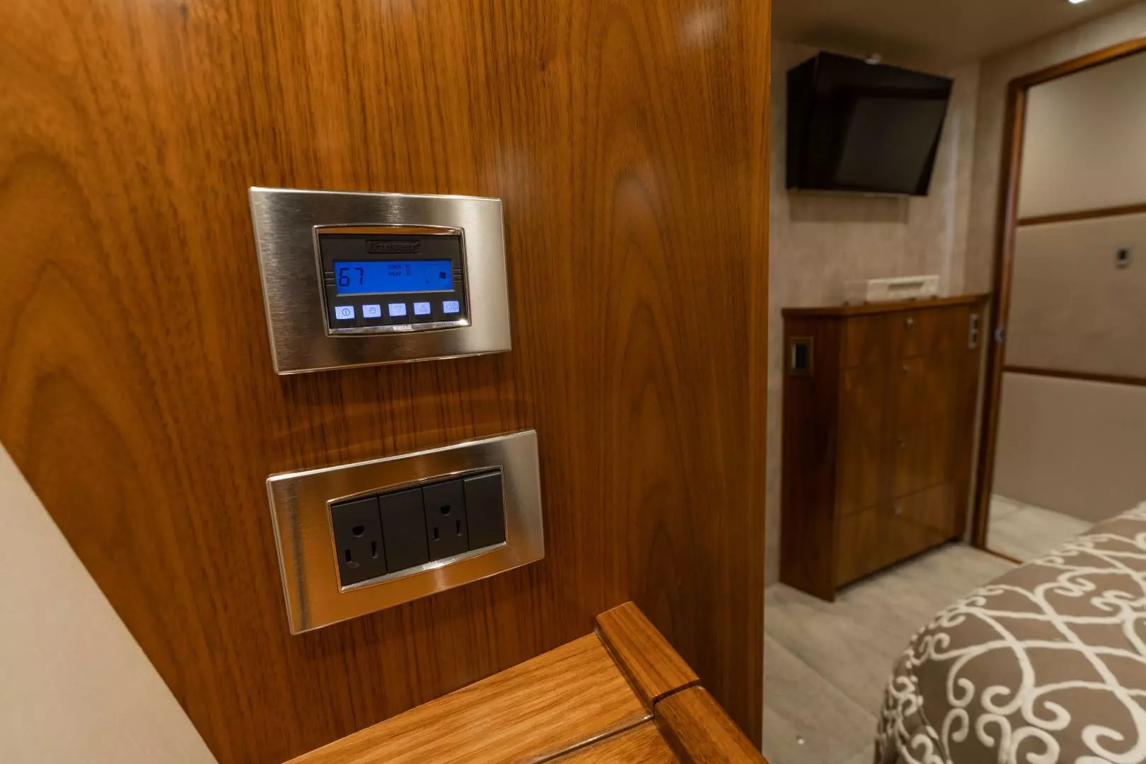 Viking 80 Convertible Yacht For Sale