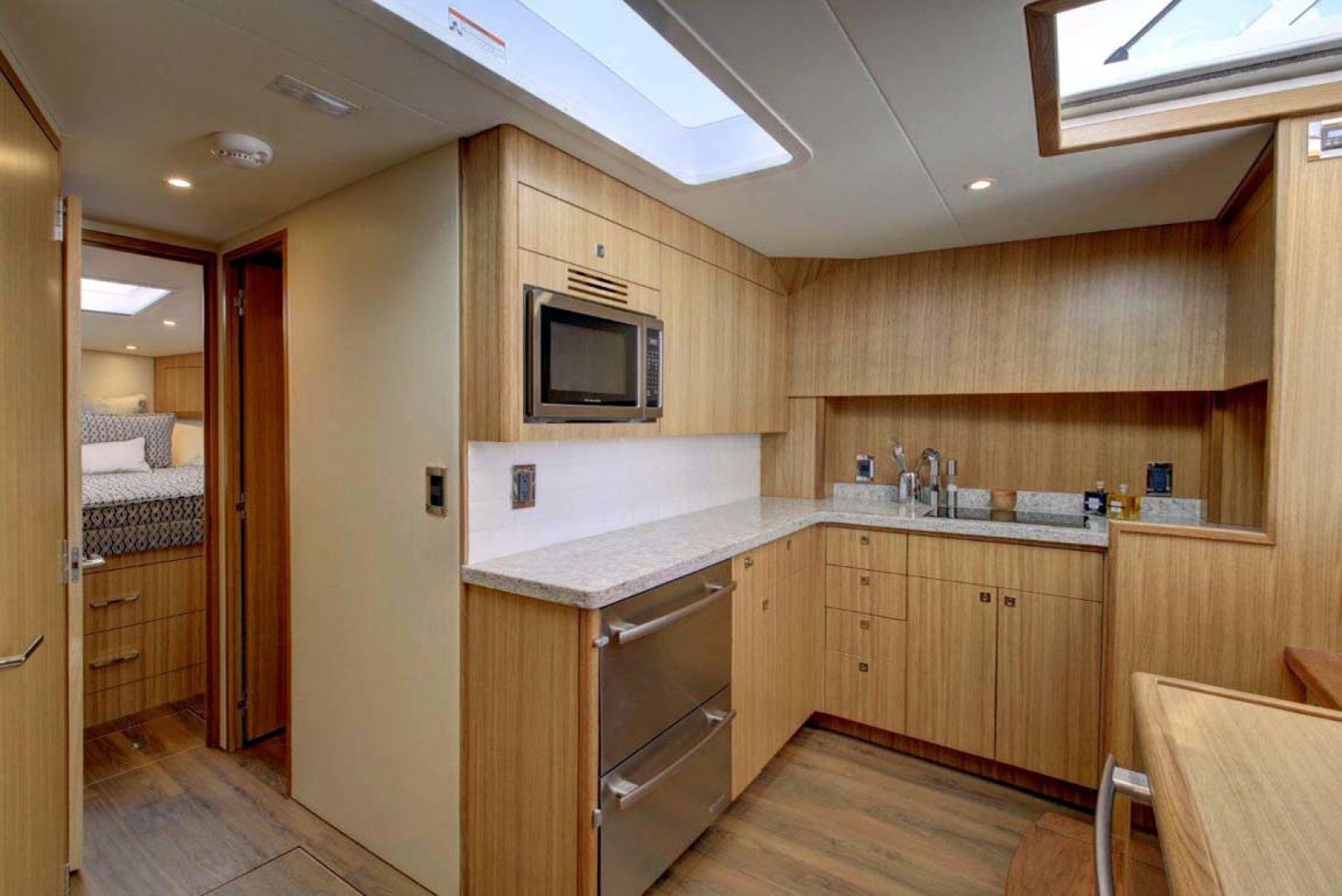 45ft Hatteras Yacht For Sale