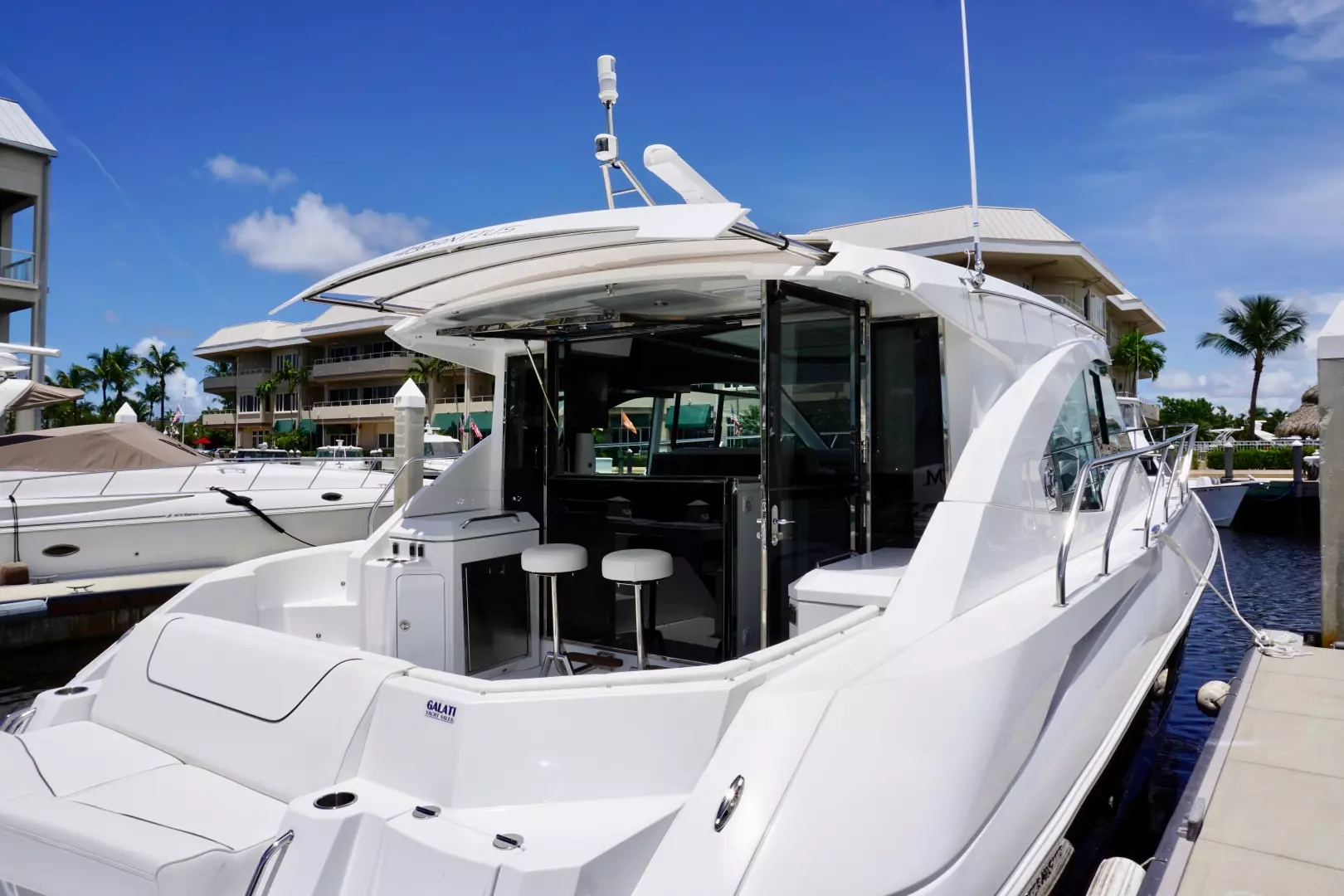 Cruisers 45 Cantius Yacht For Sale