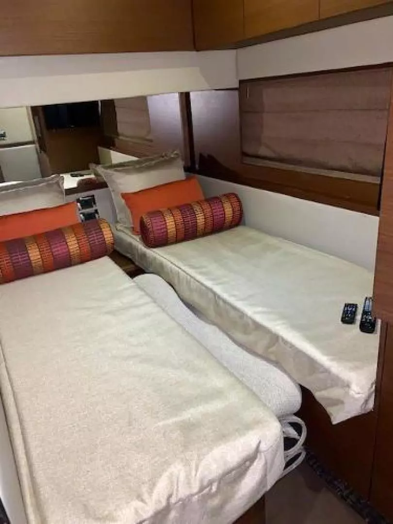 Sea Ray 510 Fly Yacht For Sale