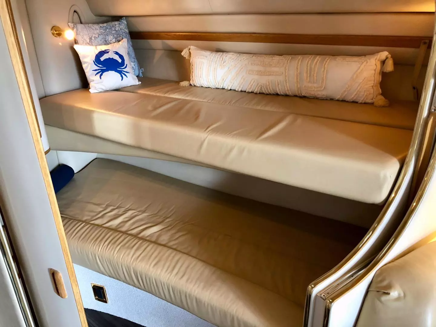 Sea Ray 400 Express Cruiser Yacht For Sale