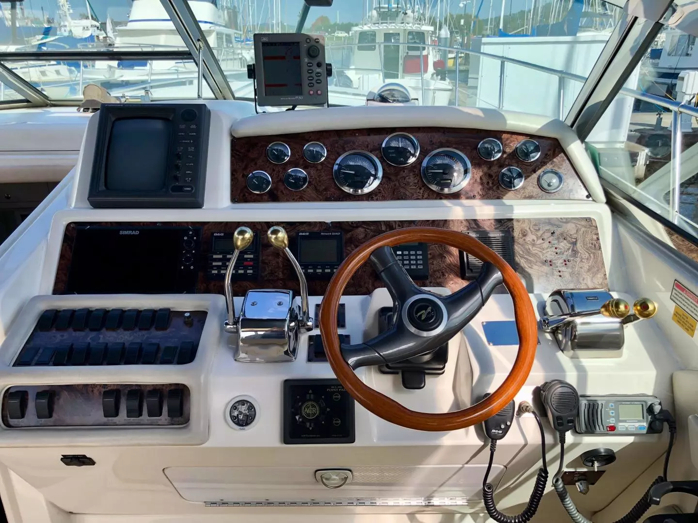Sea Ray 400 Express Cruiser Yacht For Sale