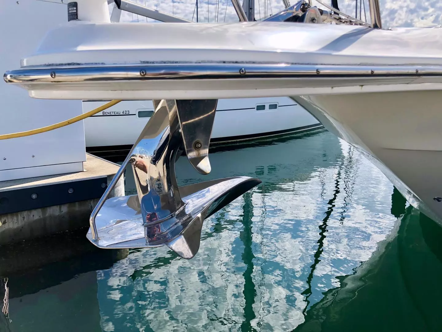 Sea Ray 400 Express Cruiser Yacht For Sale