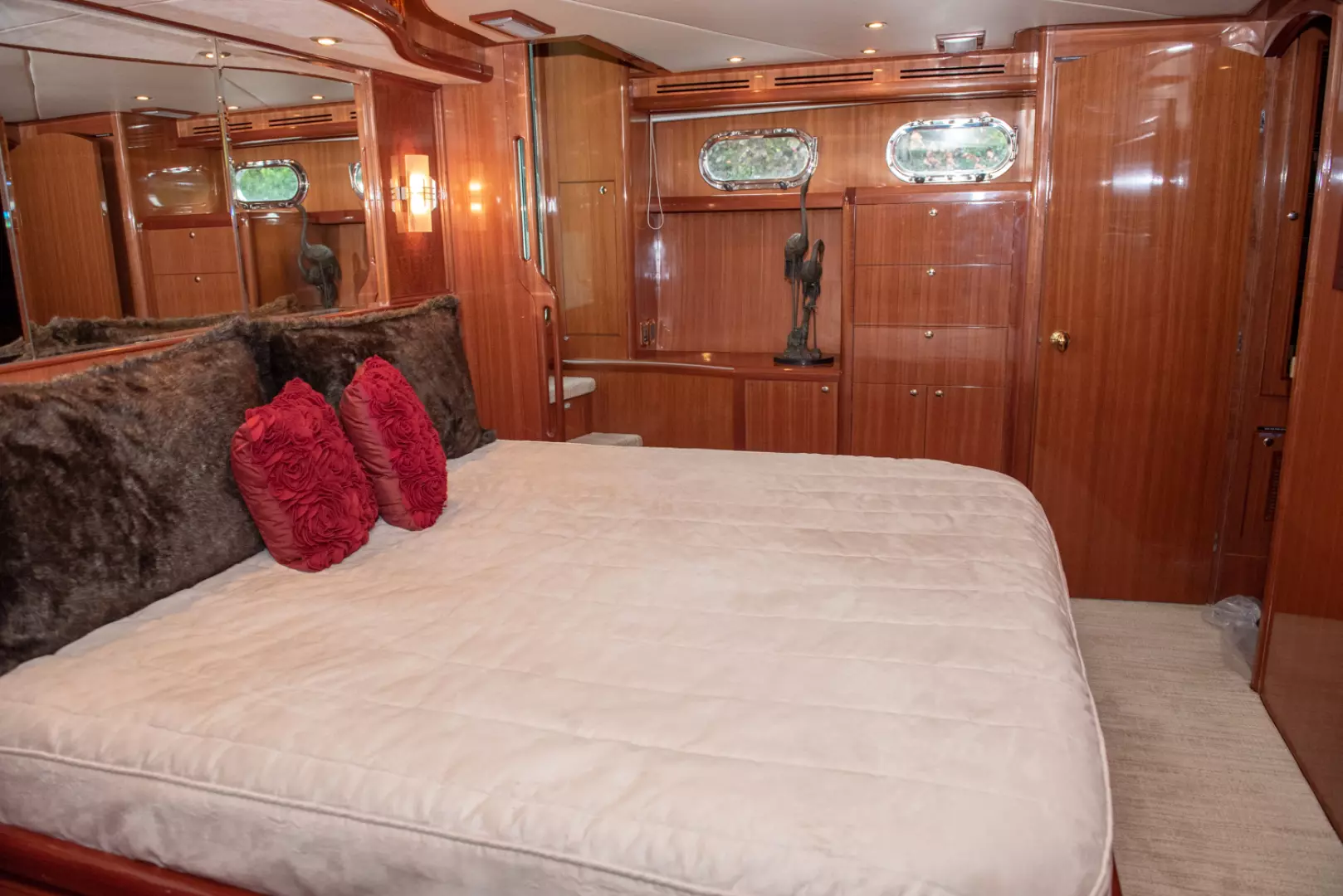 Hampton Motor Yacht Yacht For Sale