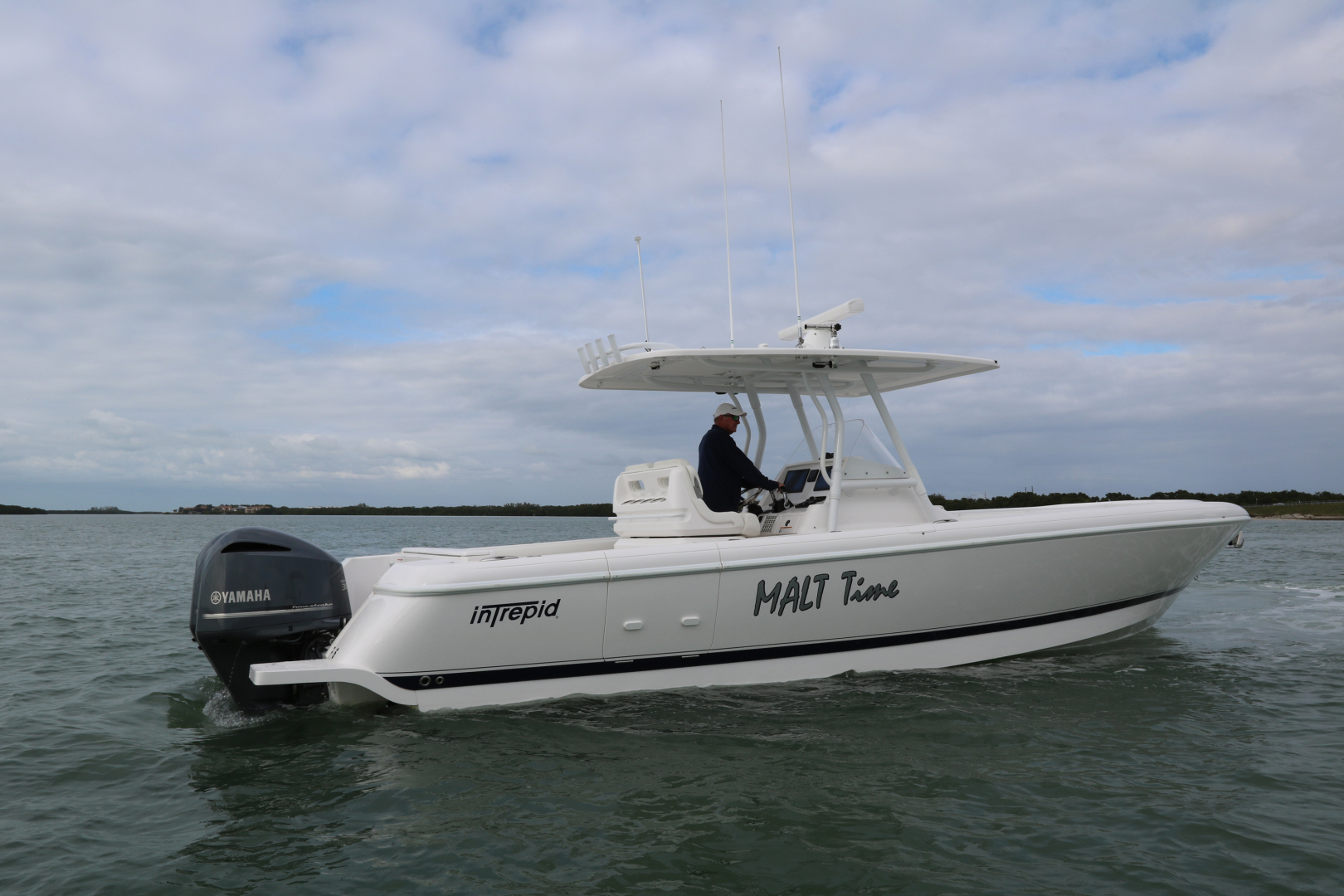 2016 Intrepid 32 Center Console Yacht For Sale Malt Time SI Yachts