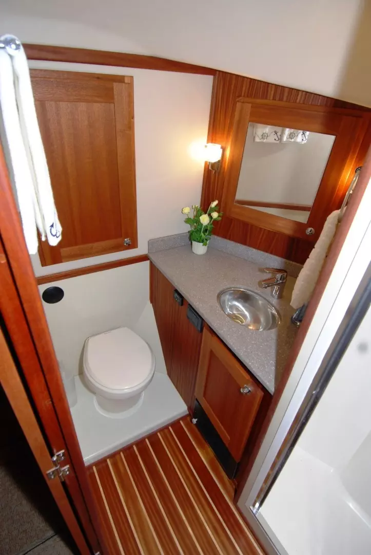 American Tug 485 Yacht For Sale