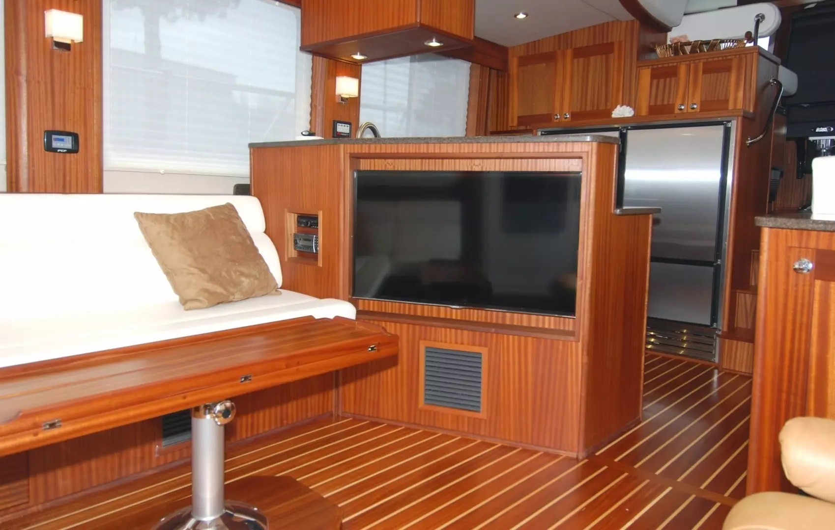 American Tug 485 Yacht For Sale