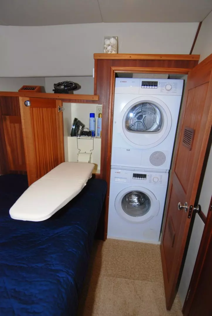 American Tug 485 Yacht For Sale