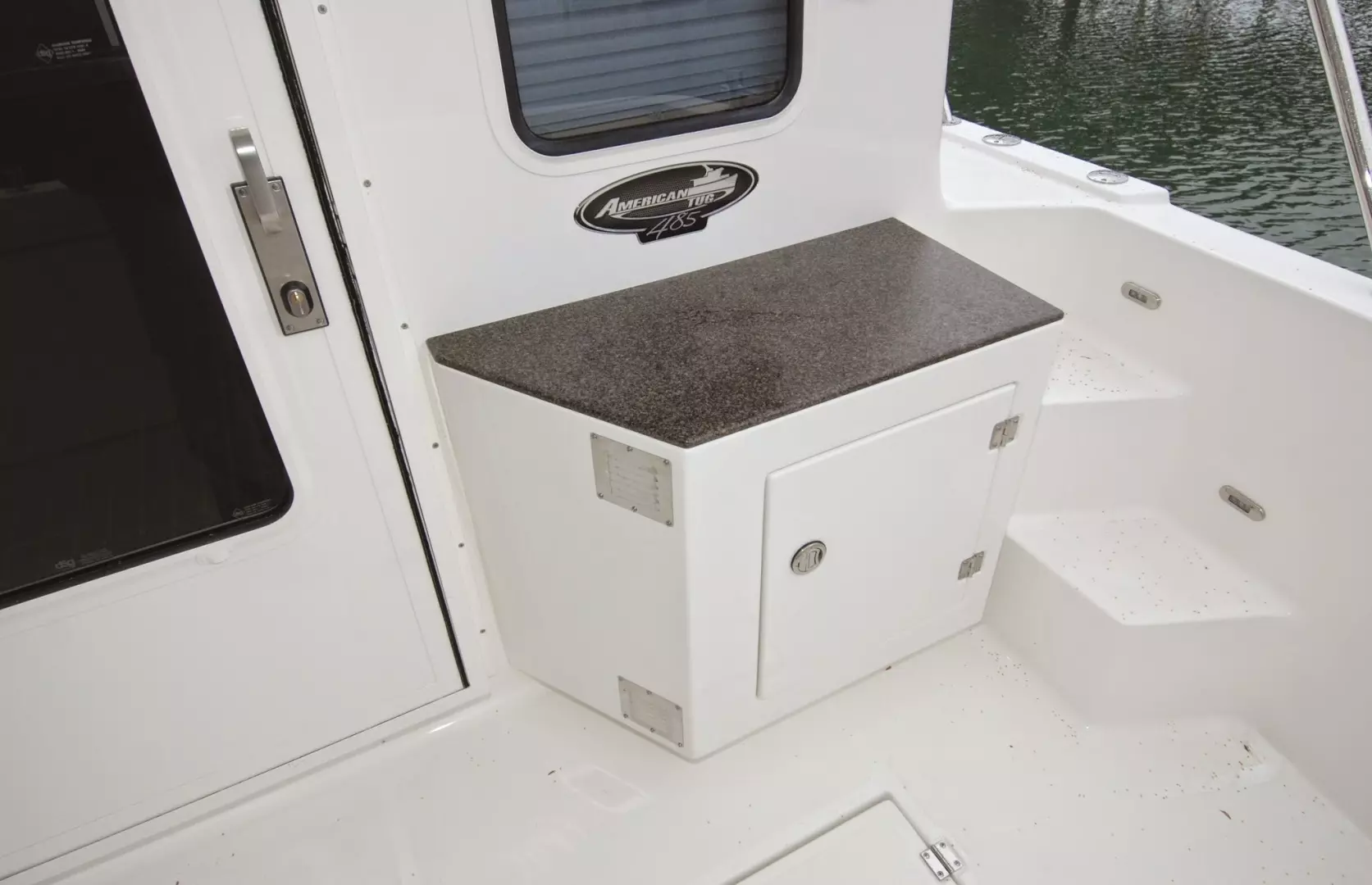 American Tug 485 Yacht For Sale