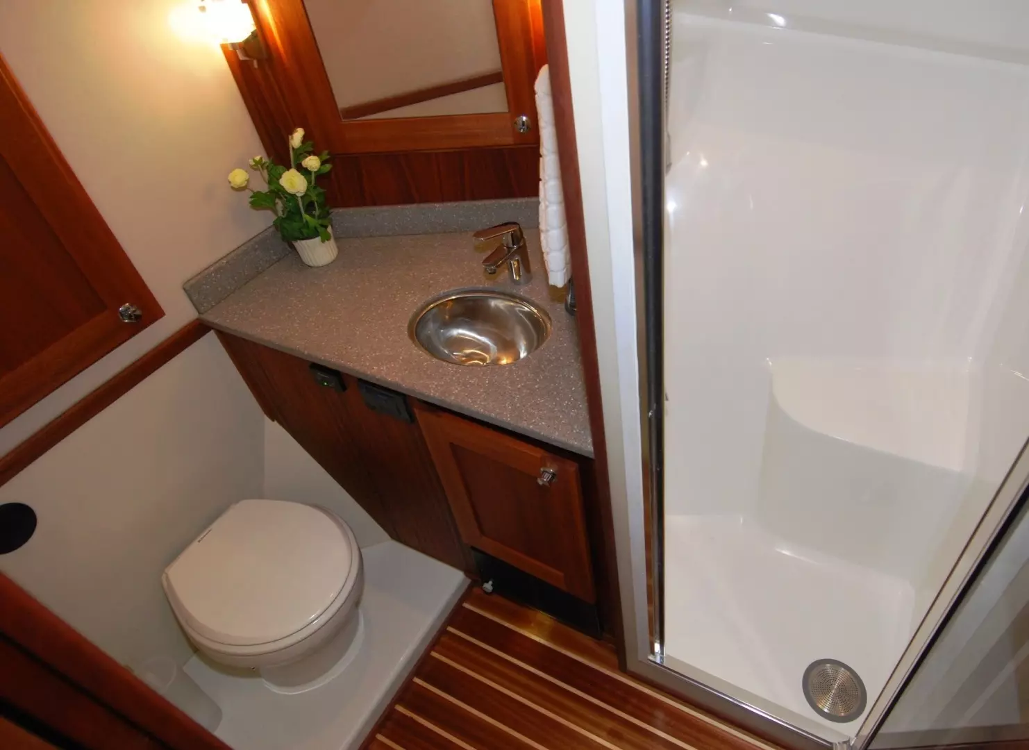 American Tug 485 Yacht For Sale