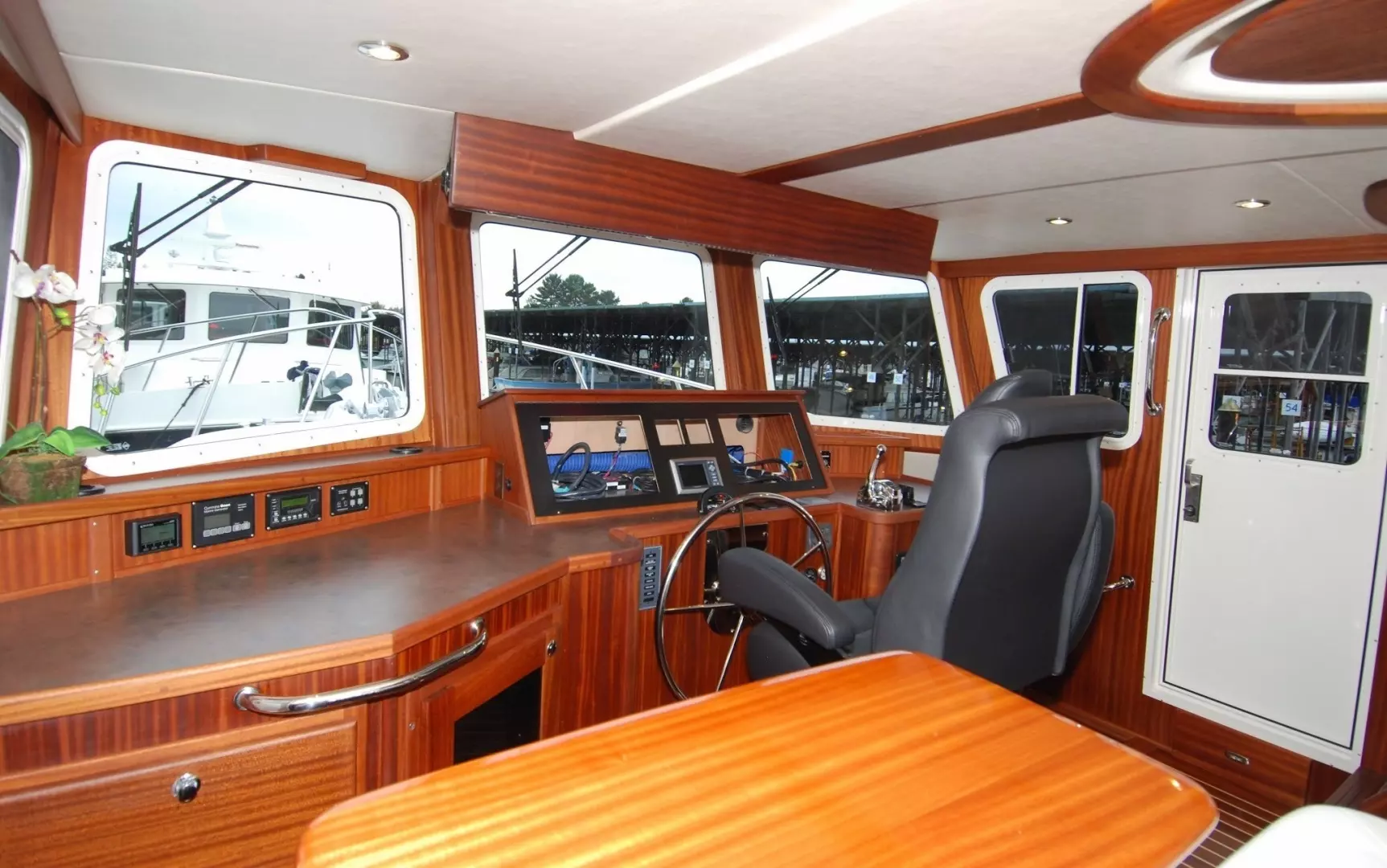 American Tug 485 Yacht For Sale