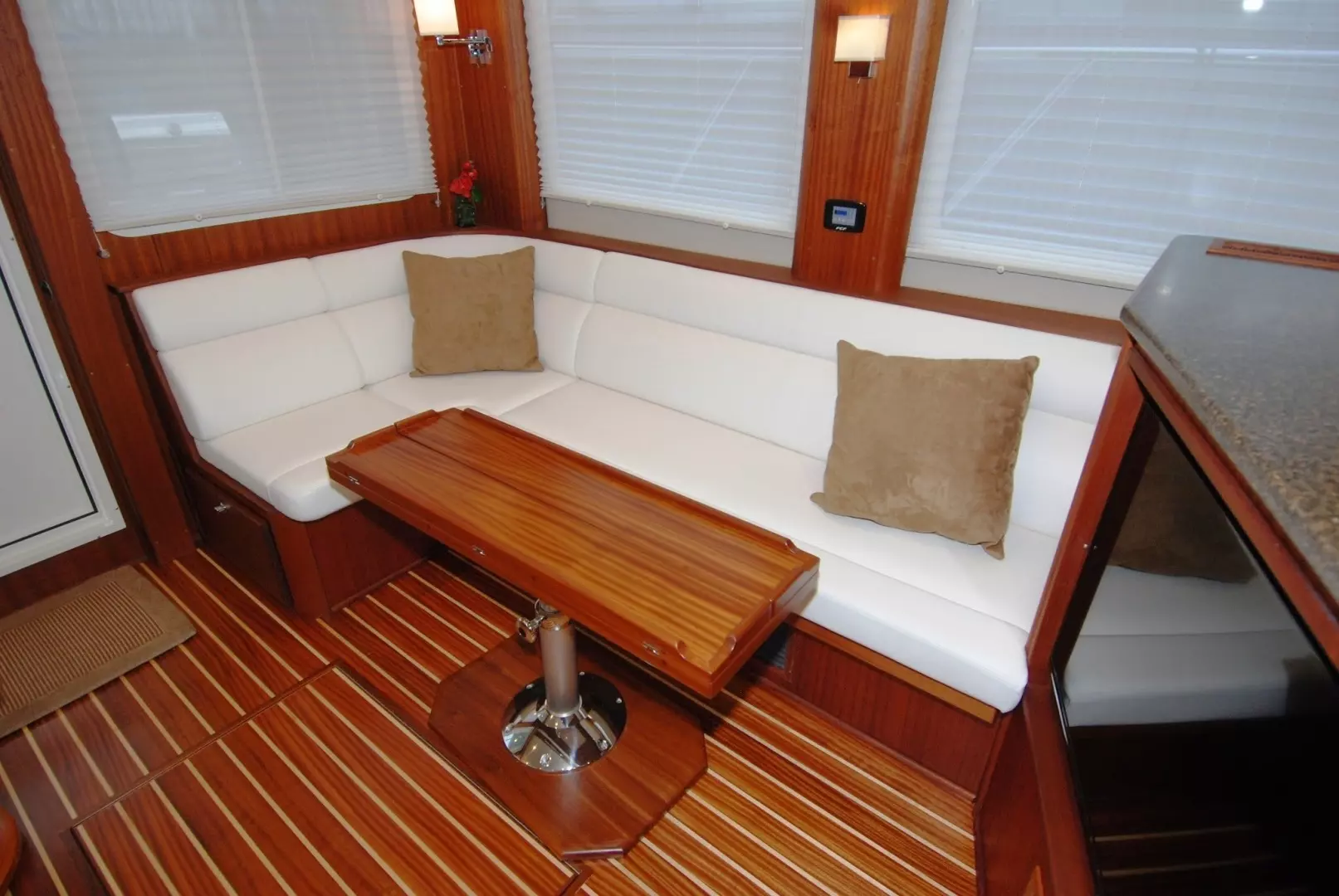 American Tug 485 Yacht For Sale