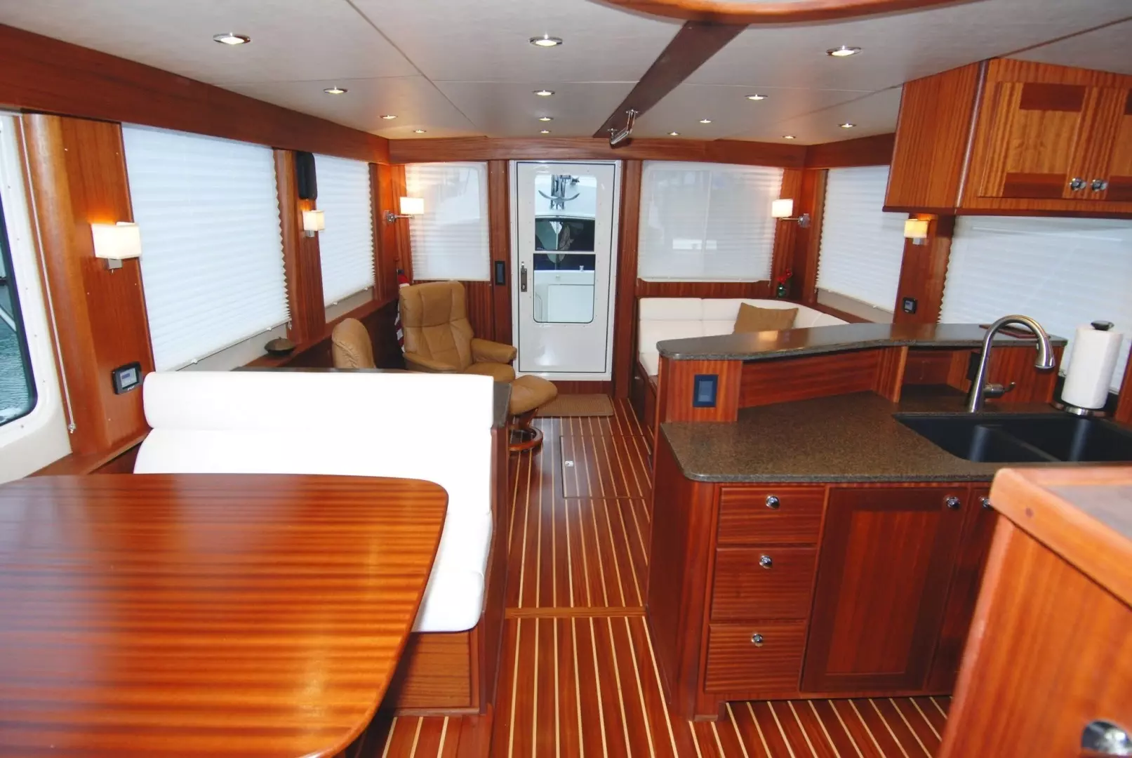 American Tug 485 Yacht For Sale