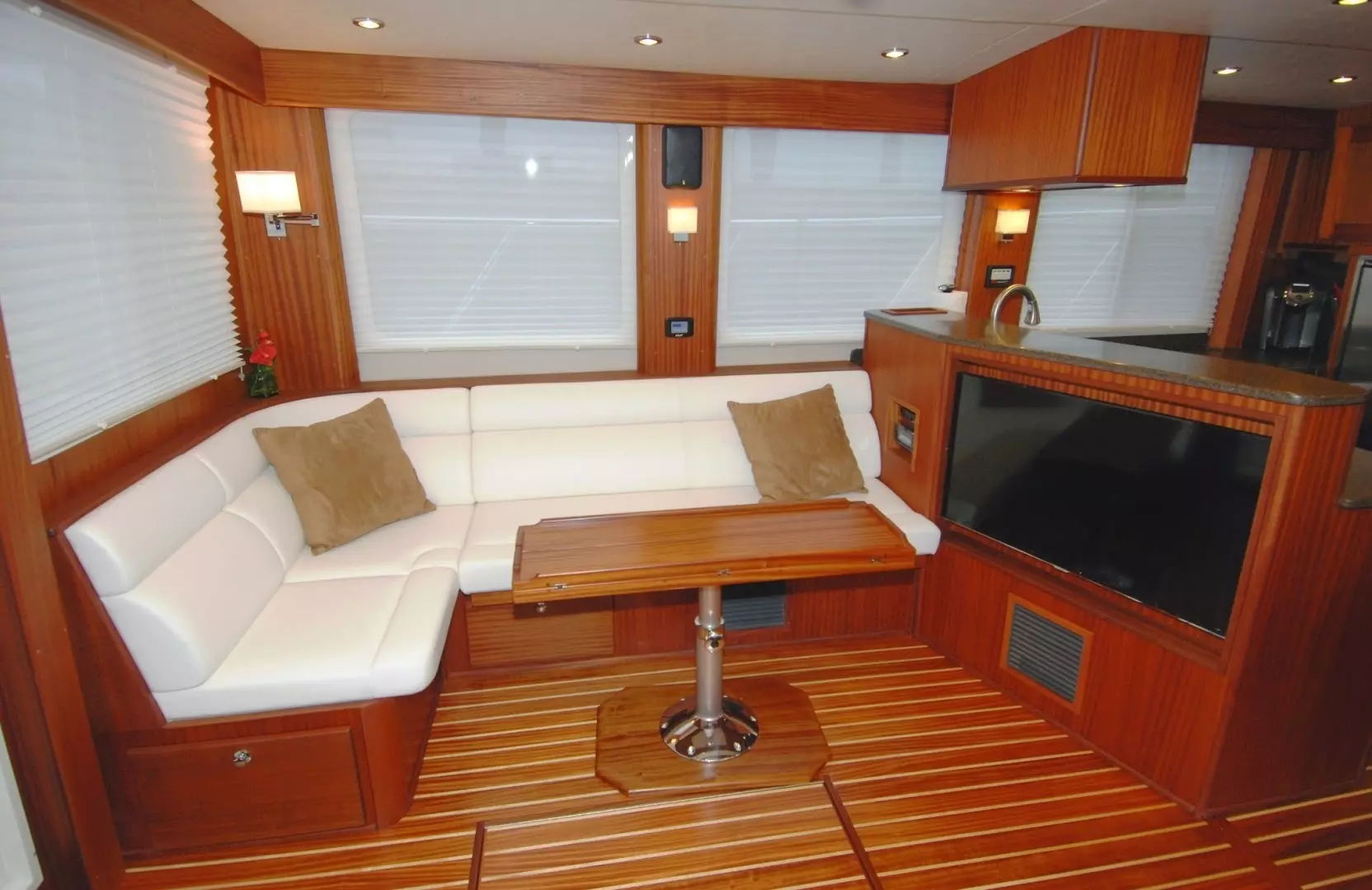 American Tug 485 Yacht For Sale