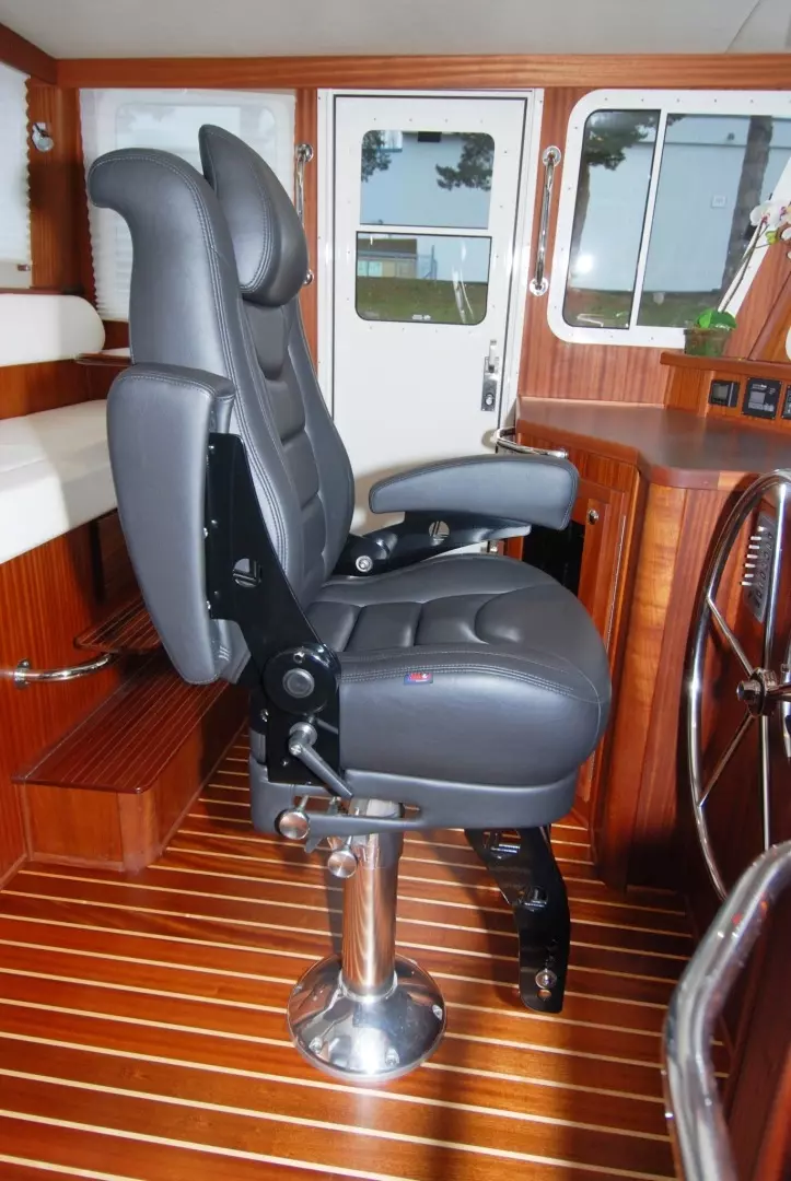 American Tug 485 Yacht For Sale