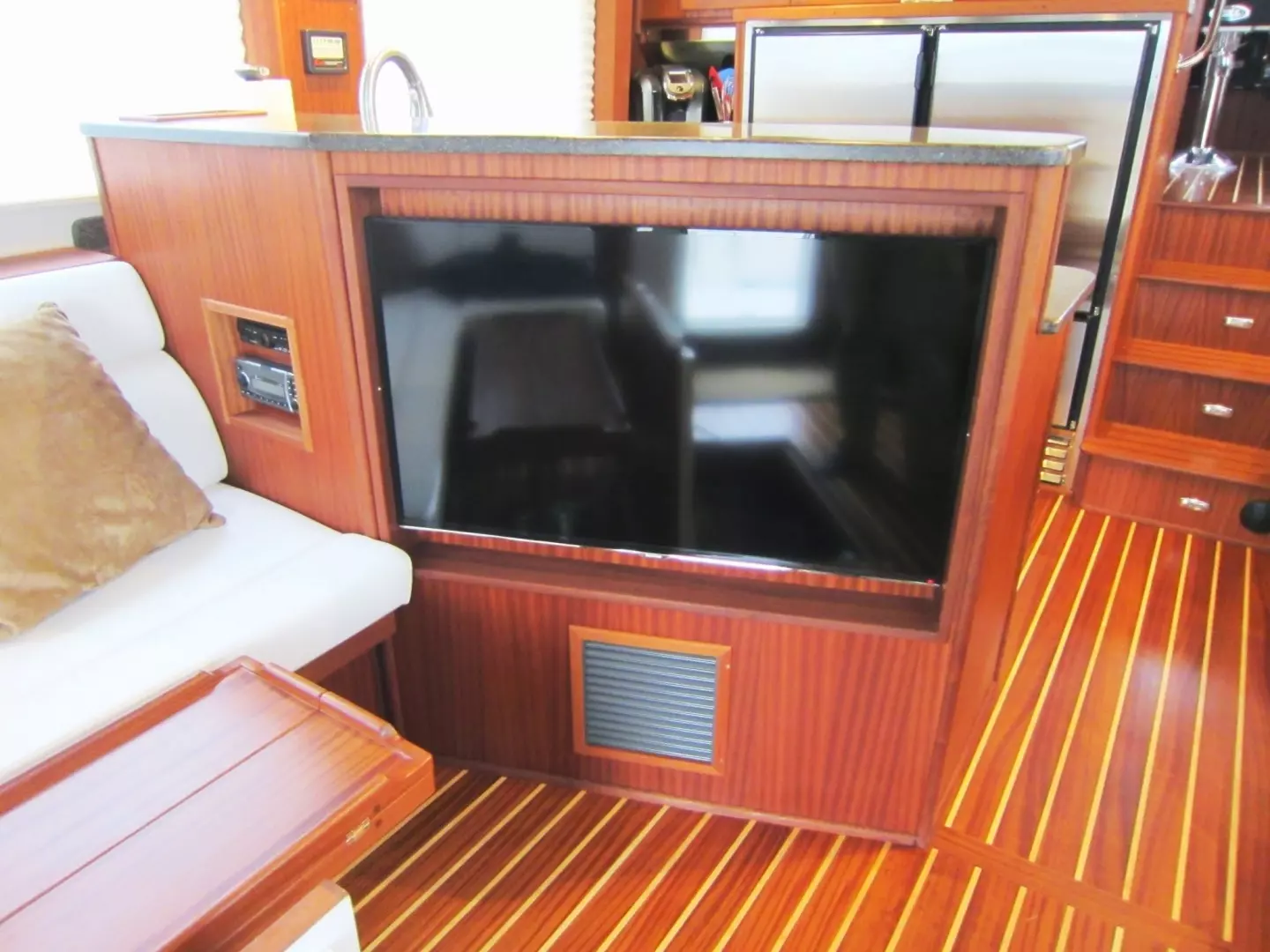 American Tug 485 Yacht For Sale