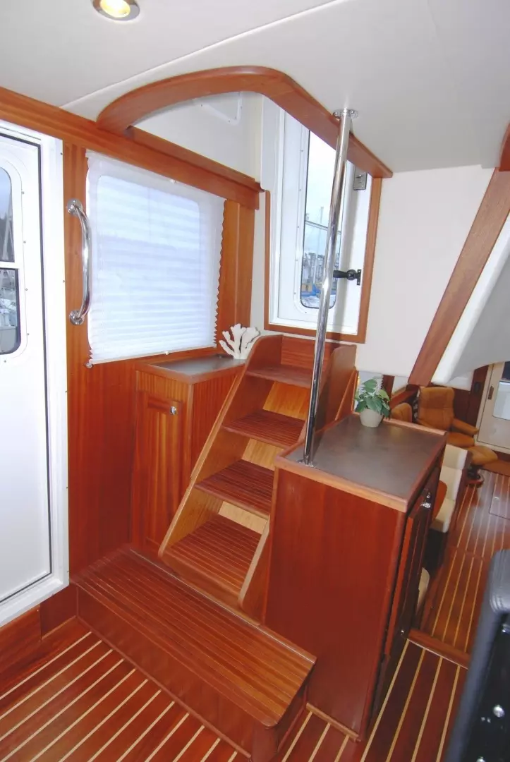 American Tug 485 Yacht For Sale