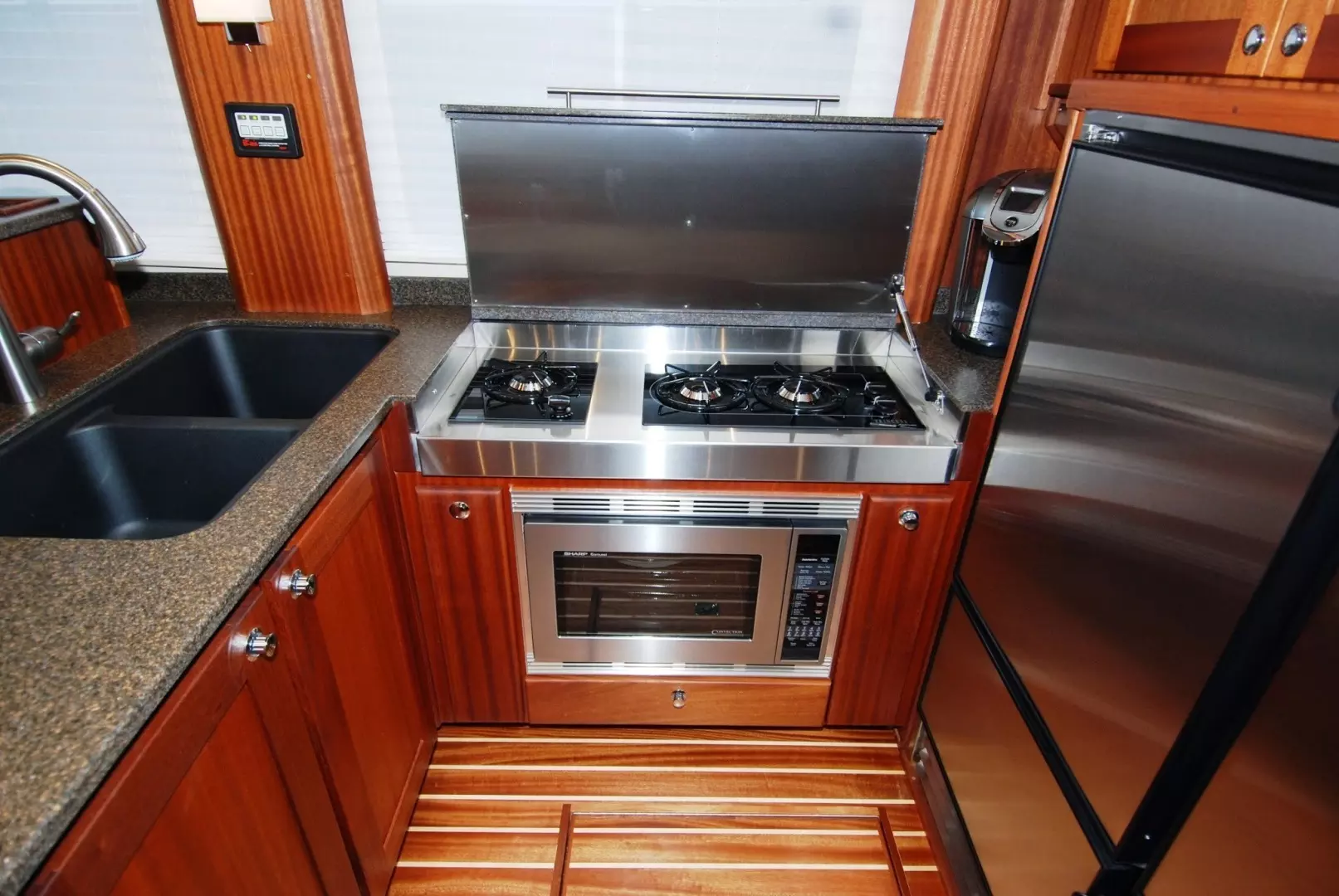 American Tug 485 Yacht For Sale